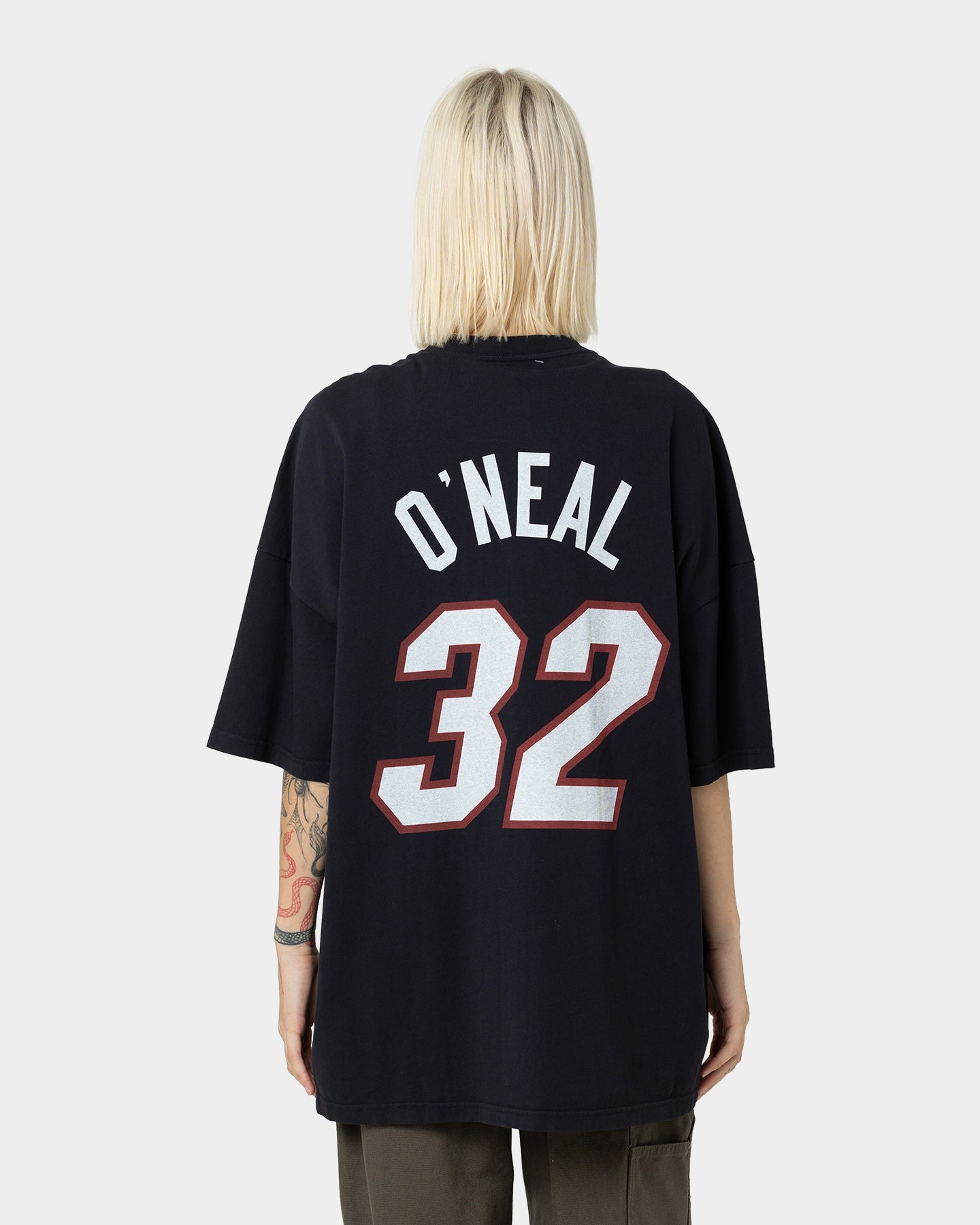 Mitchell & Ness Miami Heat Shaquille O'Neal #32 N&N Oversized T-Shirt Black Style001