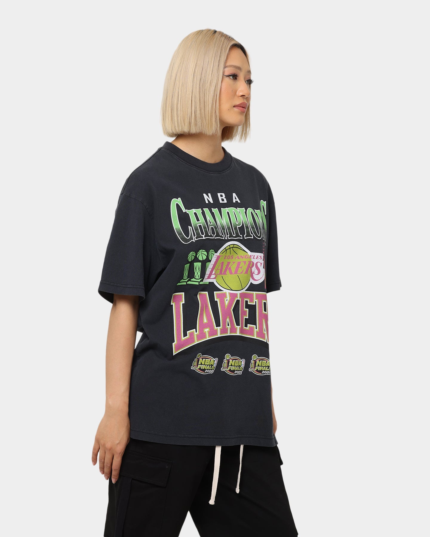 Mitchell & Ness Los Angeles Lakers '00-'02 Champions Neon Vintage T-Shirt Faded Black Style001