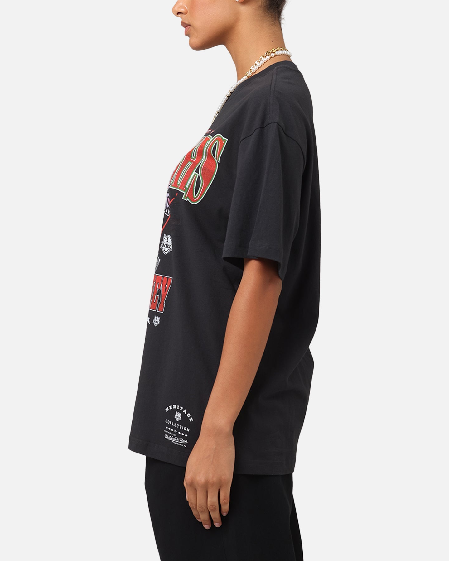 Mitchell & Ness South Sydney Rabbitohs Mascot Character T-Shirt Faded Black Style001