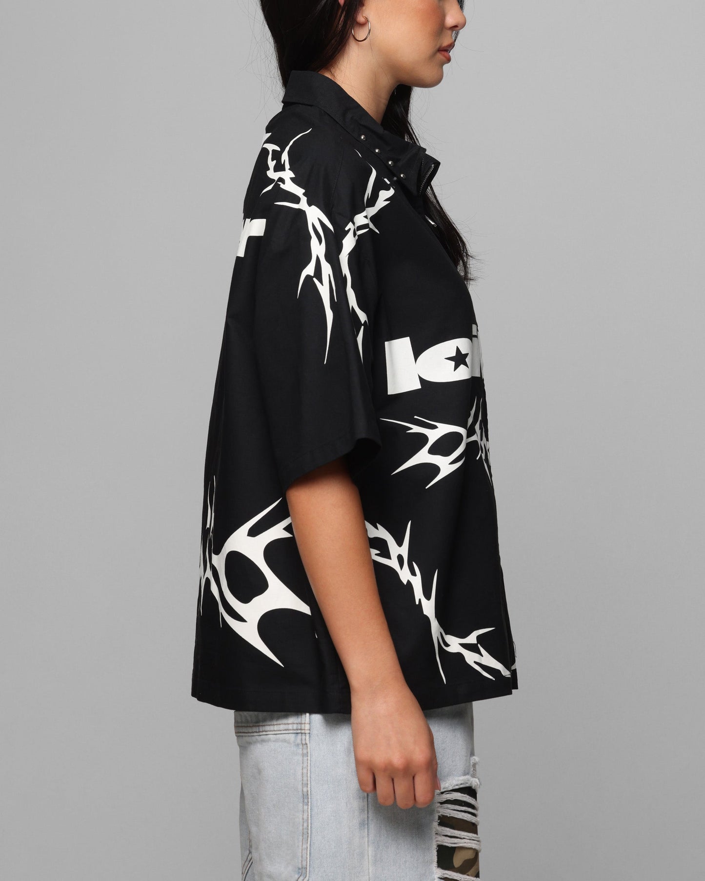 Loiter Cyber Zip Up Short Sleeve Shirt Black Style001
