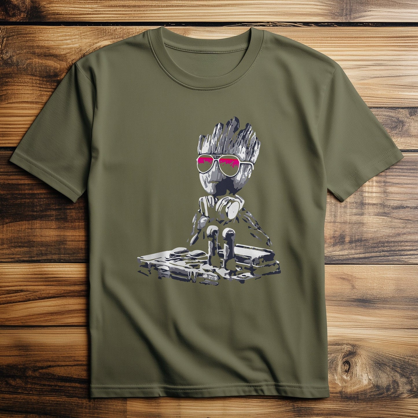Baby Groot DJ T-shirt - Party Time
