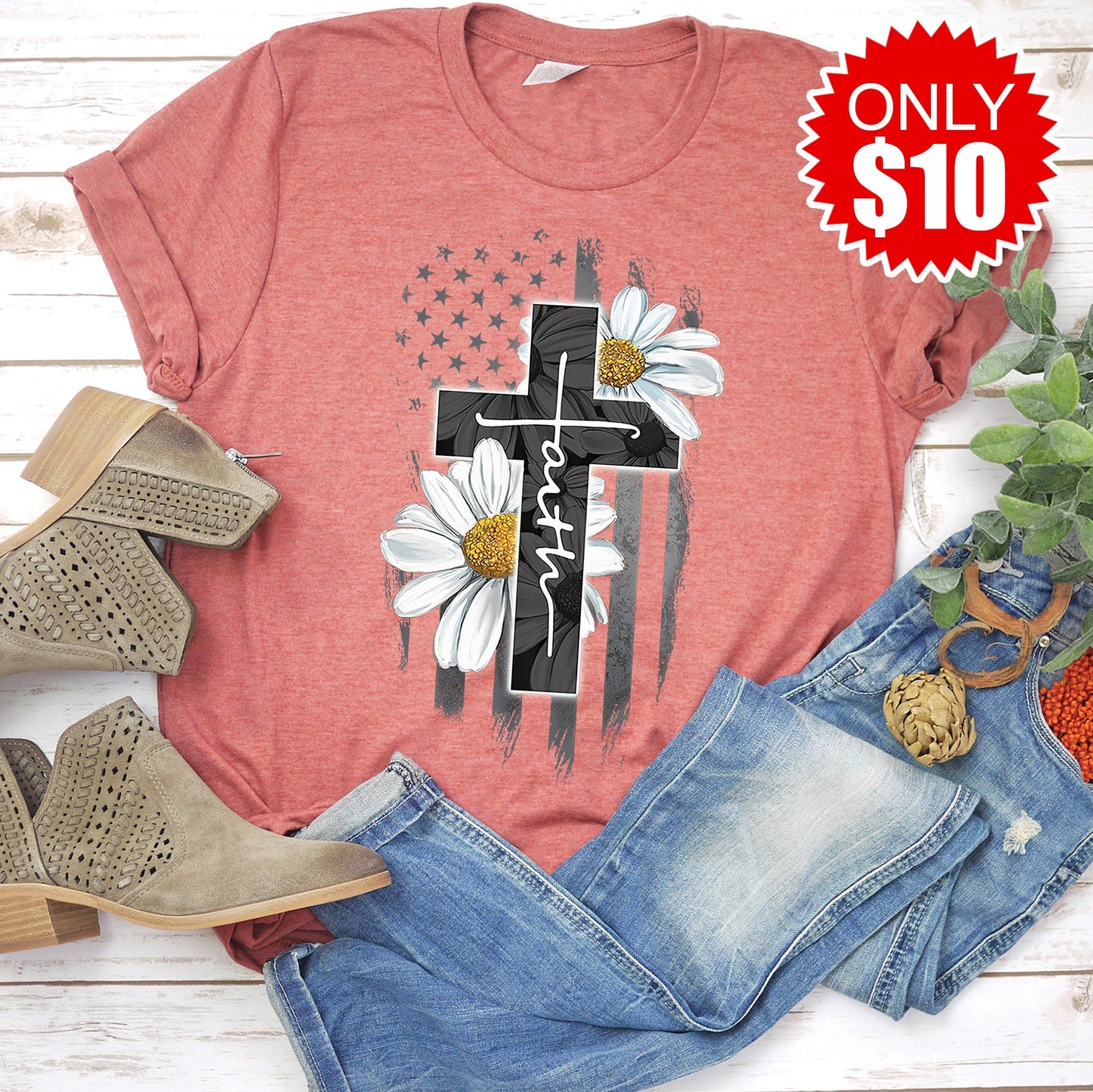 Faith Flag Daisy Tee - Heather Clay