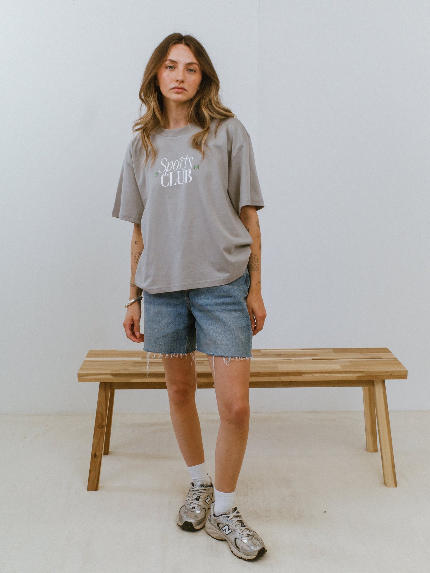 Vice 84 WMNS 'Sports Club' Staple Tee - Storm Grey