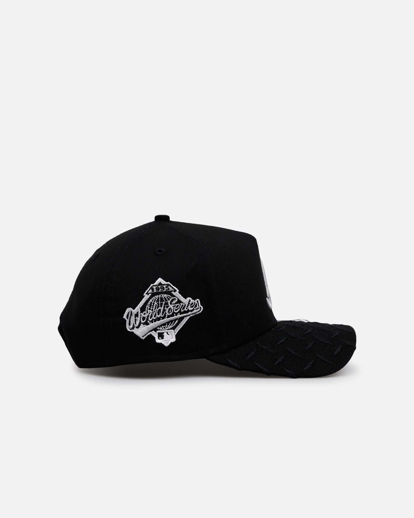 New Era Atlanta Braves 'Dark Steel' 9FORTY A-Frame Snapback Black/Grey