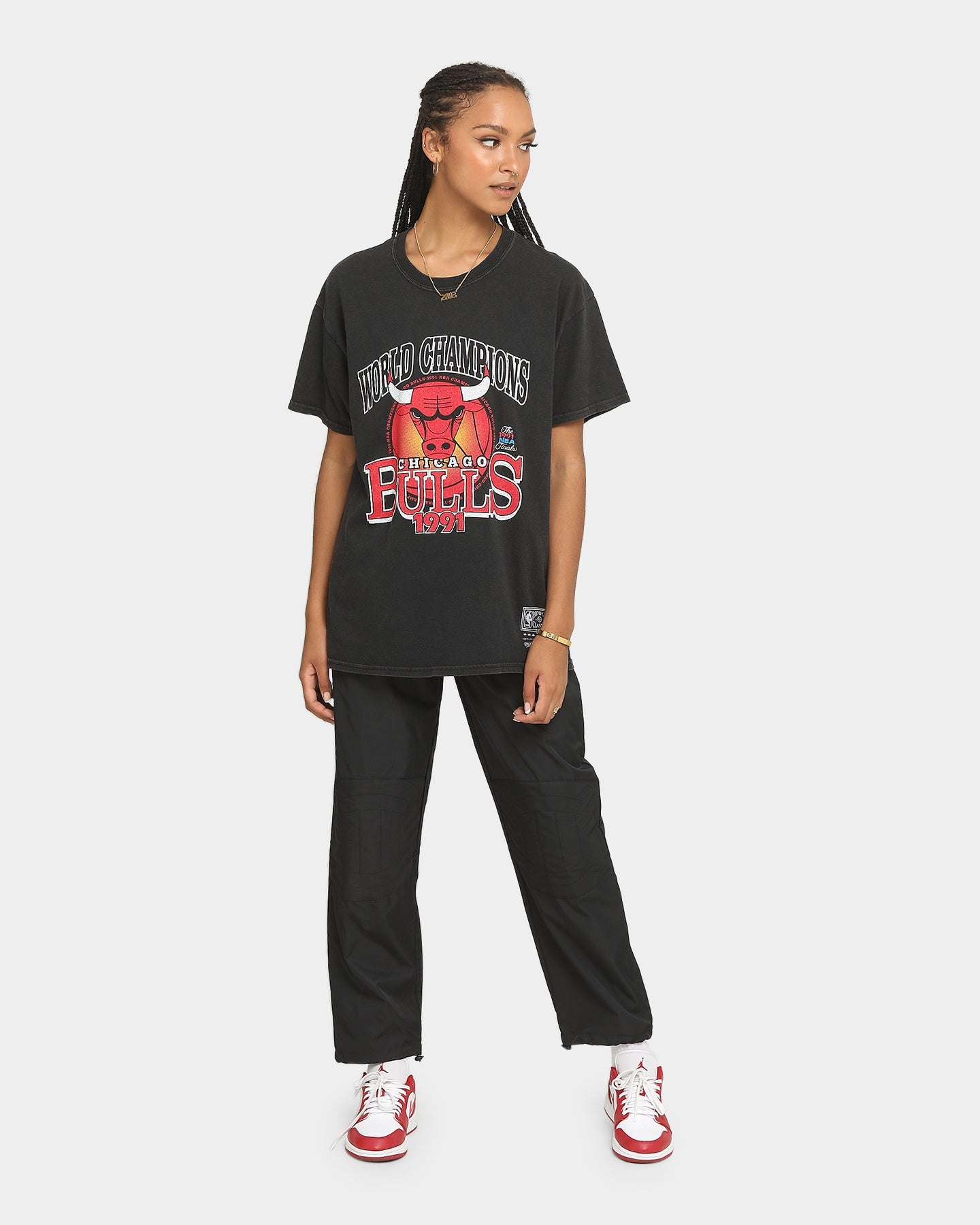 Mitchell & Ness Chicago Bulls World Champs Ball Vintage T-Shirt Vintage Black Style001