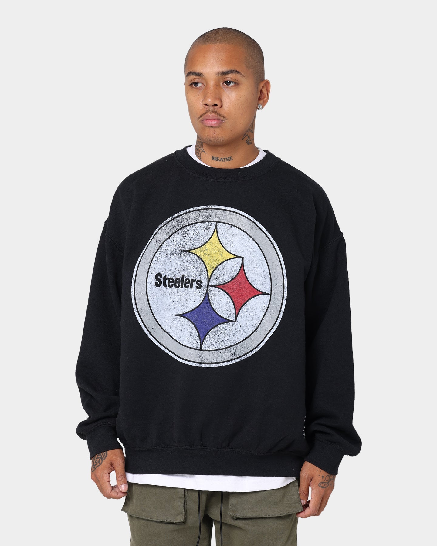 Mitchell and Ness Oversized Extra Large Print Steelers Crewneck Vintage Black