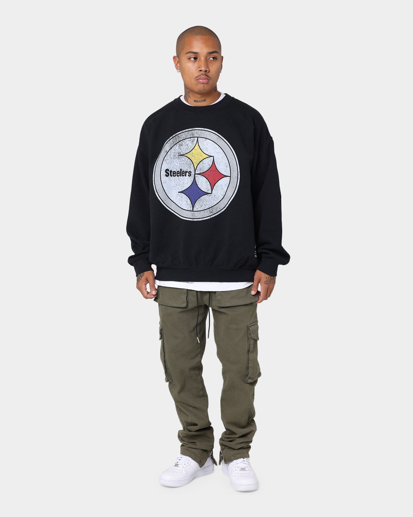 Mitchell and Ness Oversized Extra Large Print Steelers Crewneck Vintage Black