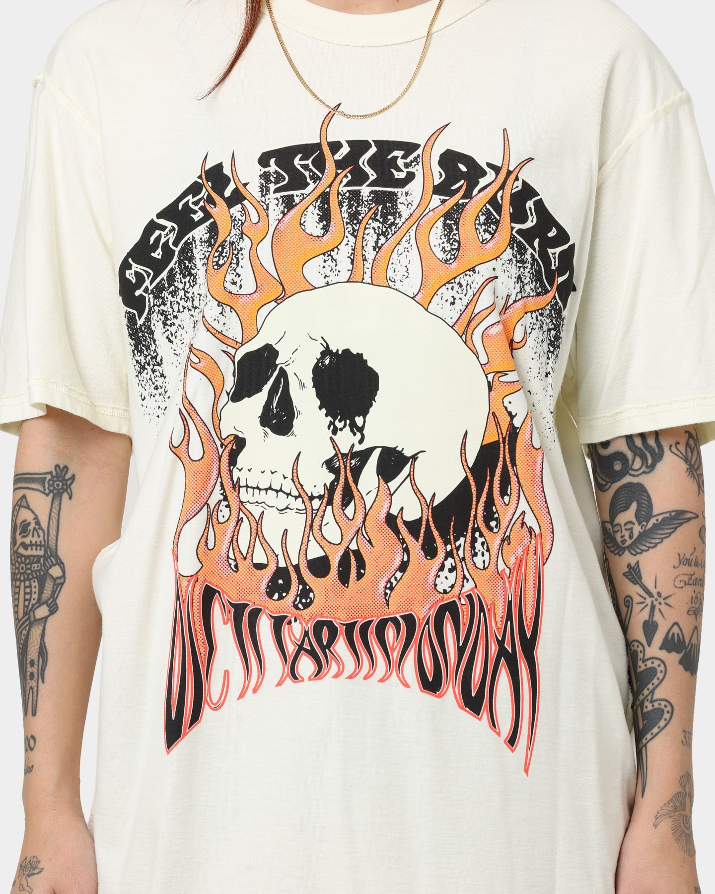 Diet Starts Monday Feel The Burn T-Shirt Antique Style001
