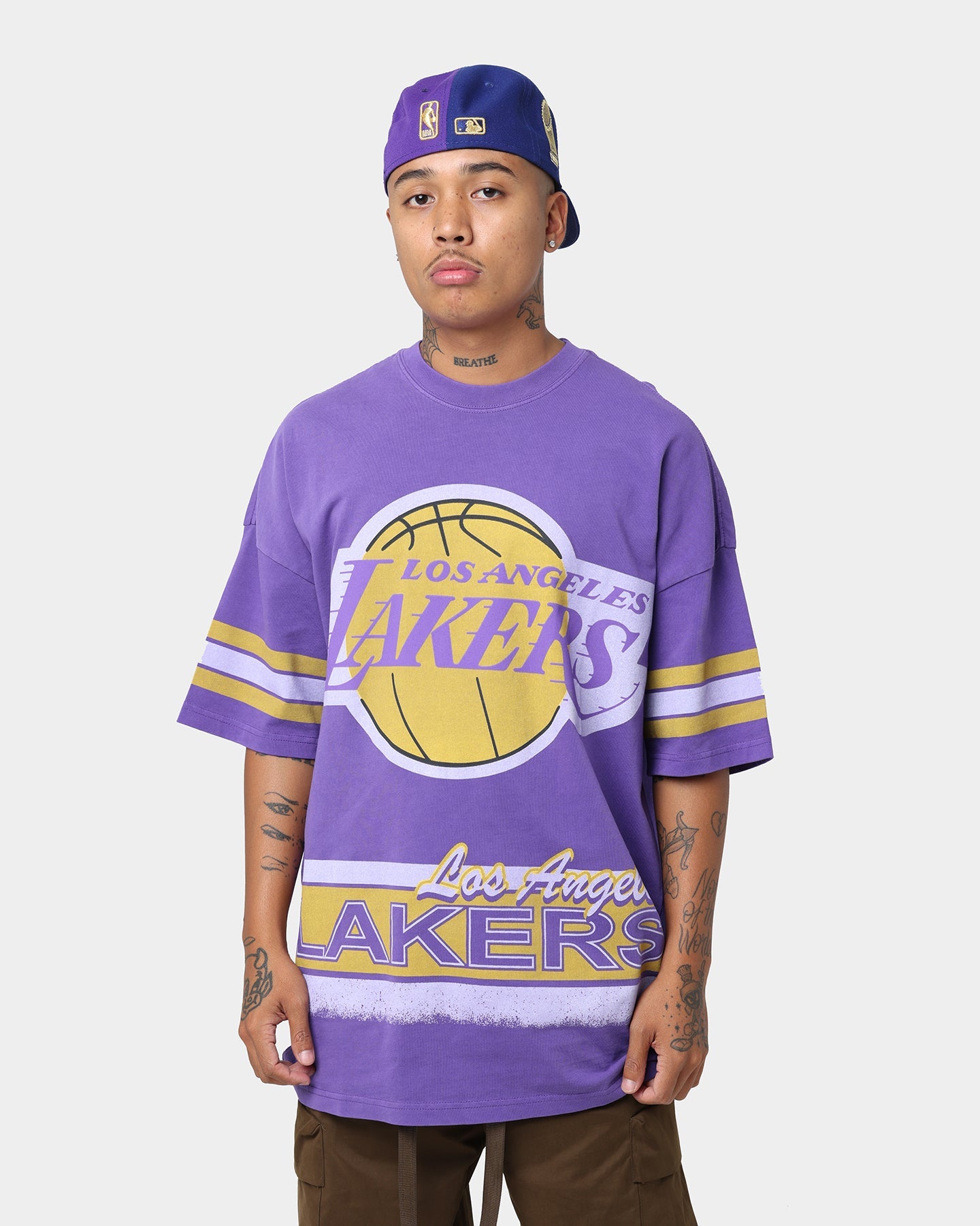Mitchell & Ness Los Angeles Lakers Conference T-Shirt Faded Purple