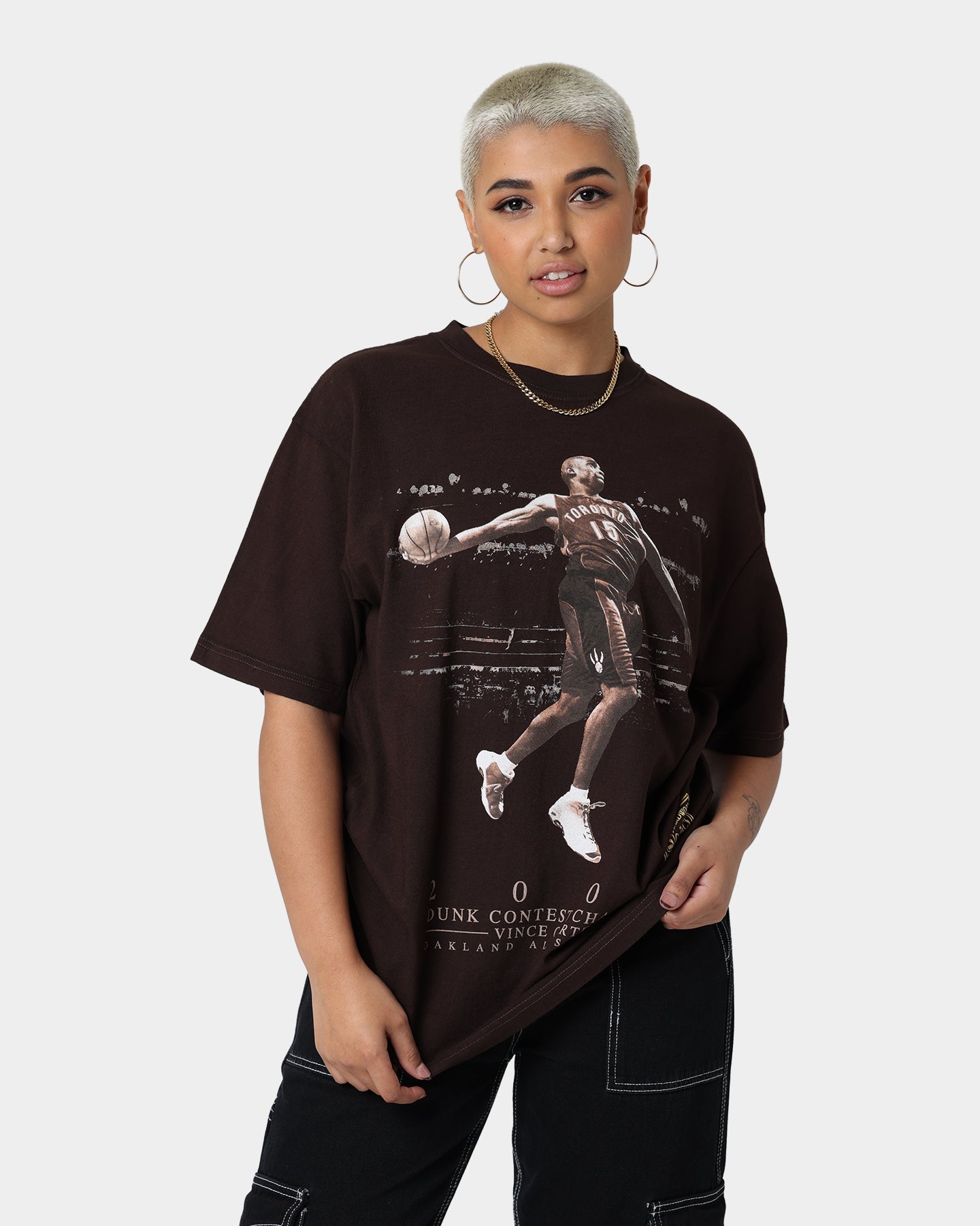 Mitchell & Ness Toronto Raptors Carter Photo T-Shirt Baroque Brown Style001