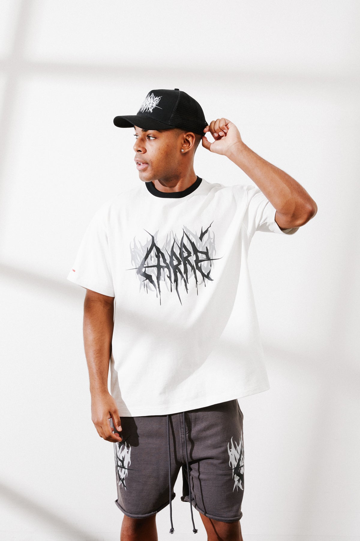 Carre Metalle Oversized T-Shirt Off White/Black