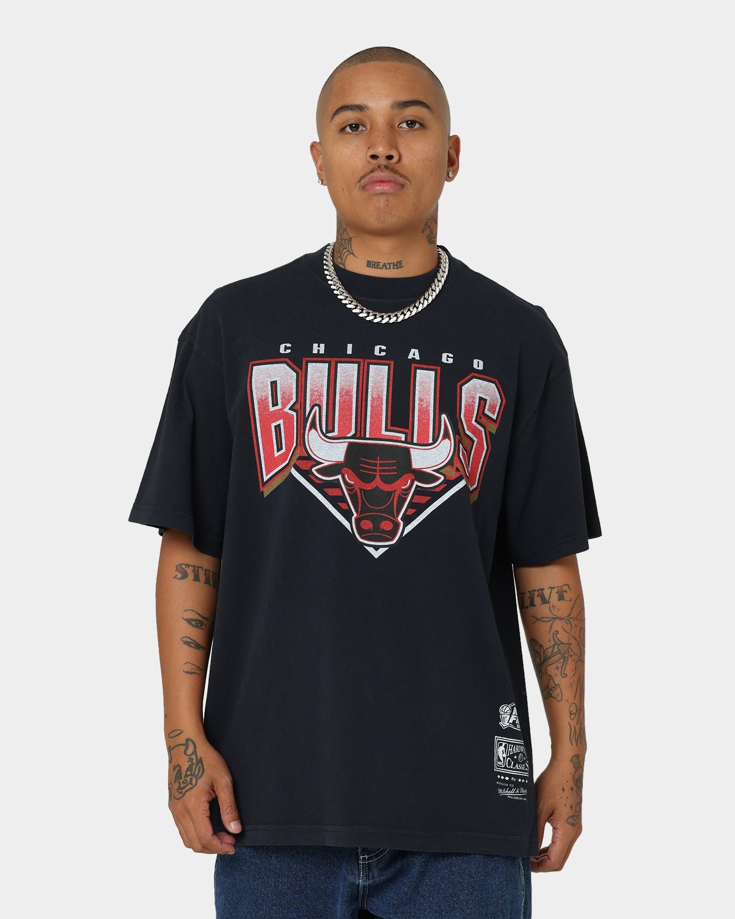 Mitchell & Ness Chicago Bulls Metallic Shadow T-Shirt Faded Black
