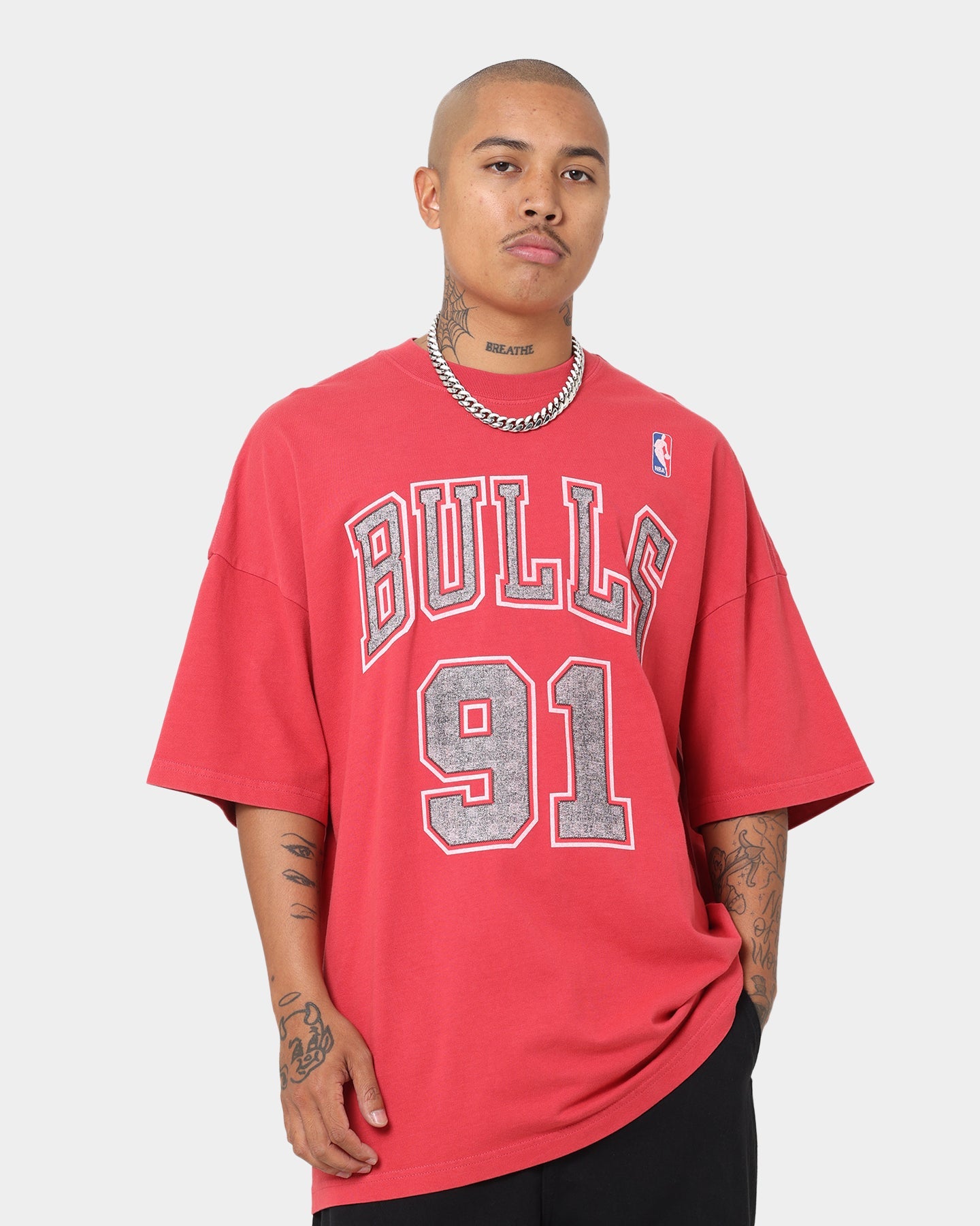 Mitchell & Ness Chicago Bulls Dennis Rodman Oversized T-Shirt Faded Red
