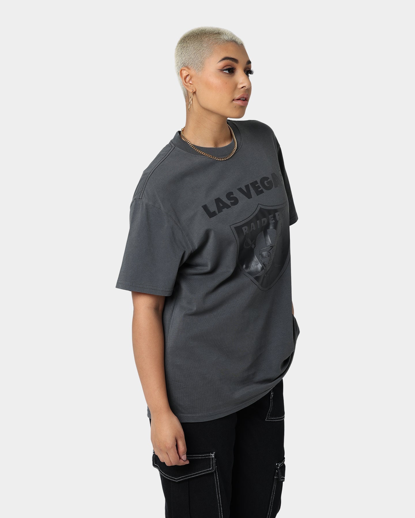 Majestic Athletic Las Vegas Raiders Tonals Logo T-Shirt Gunmetal Style001
