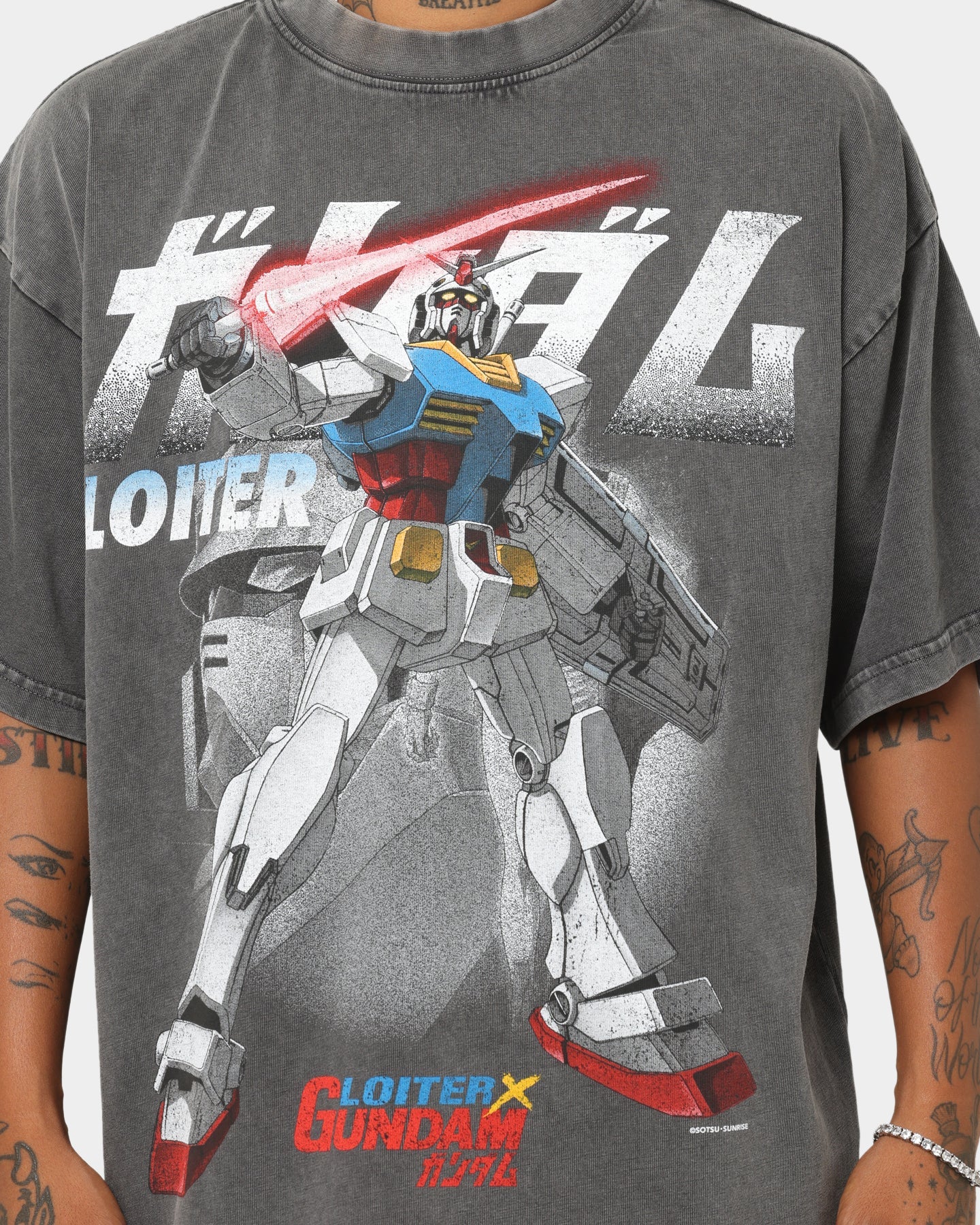 Loiter X Gundam Mecha Vintage T-Shirt Charcoal
