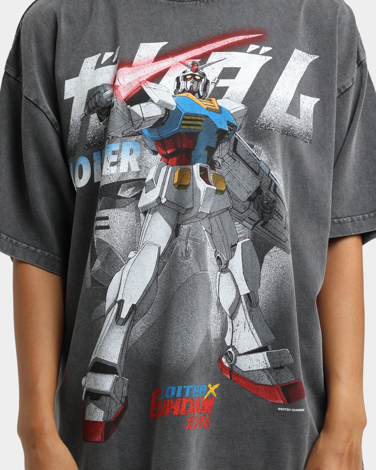 Loiter X Gundam Mecha Vintage T-Shirt Charcoal Style001