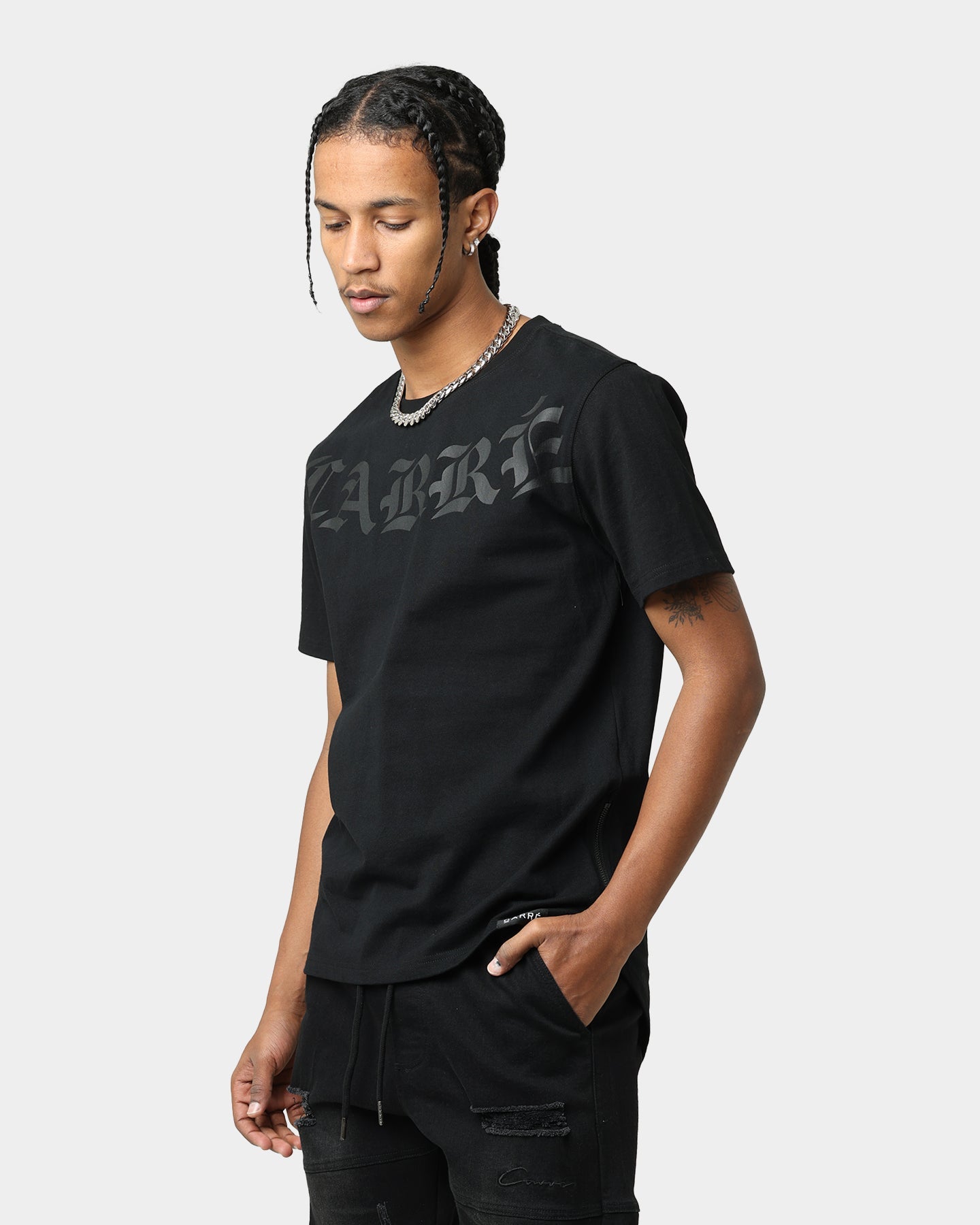 Carr√© Gothic Collar Droptail T-Shirt Black