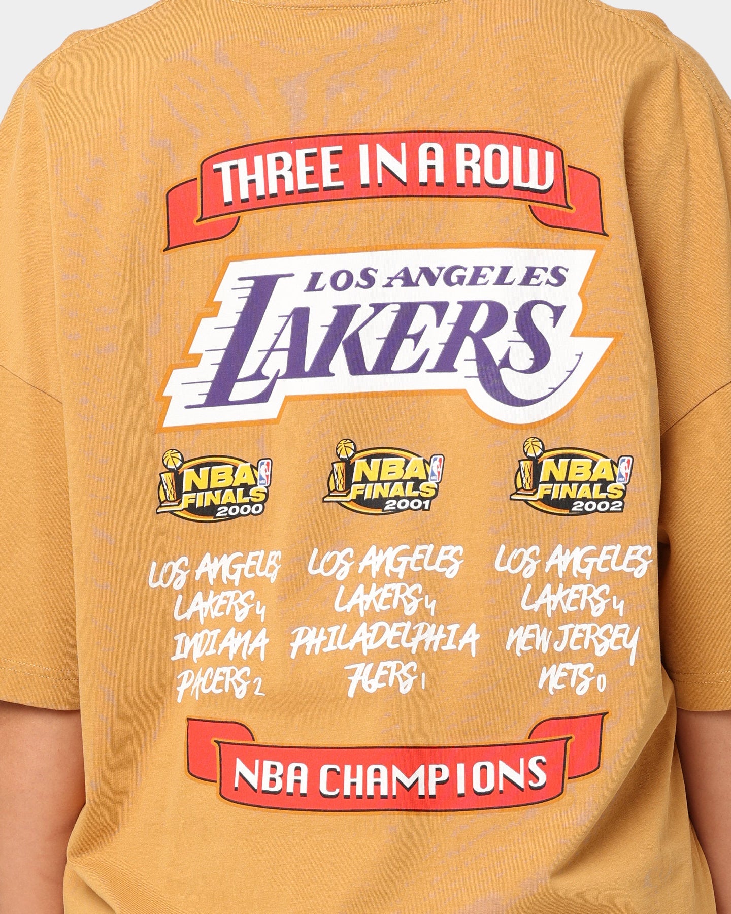 Mitchell & Ness Los Angeles Lakers 3-Peat T-Shirt Bone Brown Style001