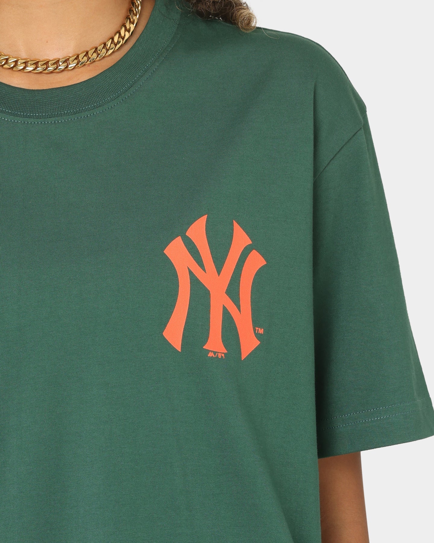 Majestic Athletic New York Yankees Jeaner Short Sleeve T-Shirt Dark Cinder Style001