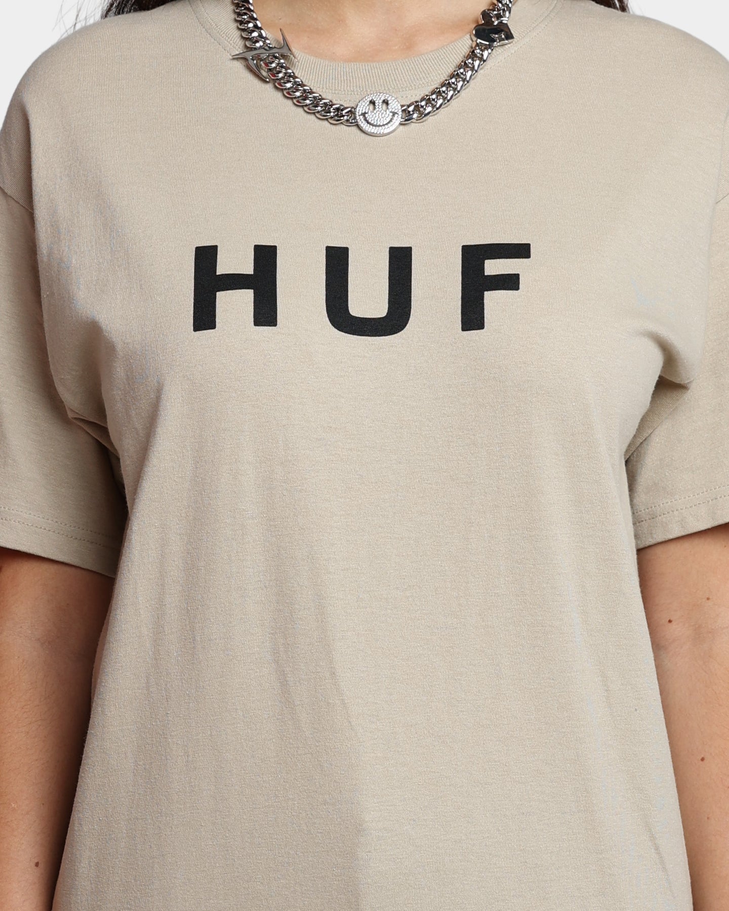 HUF Essentials OG Logo T-Shirt Sand Style001