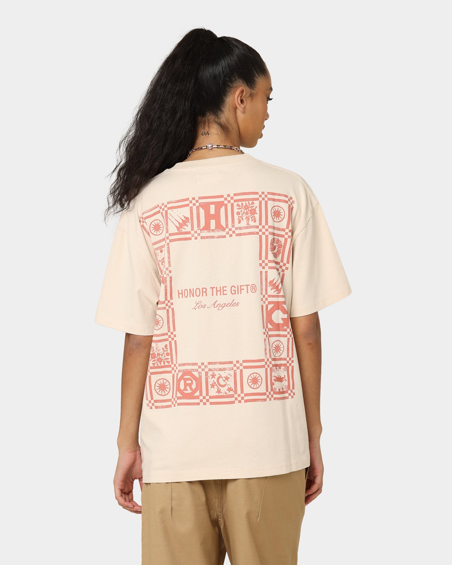 Honor The Gift Quilt Short Sleeve T-Shirt Cream Style001
