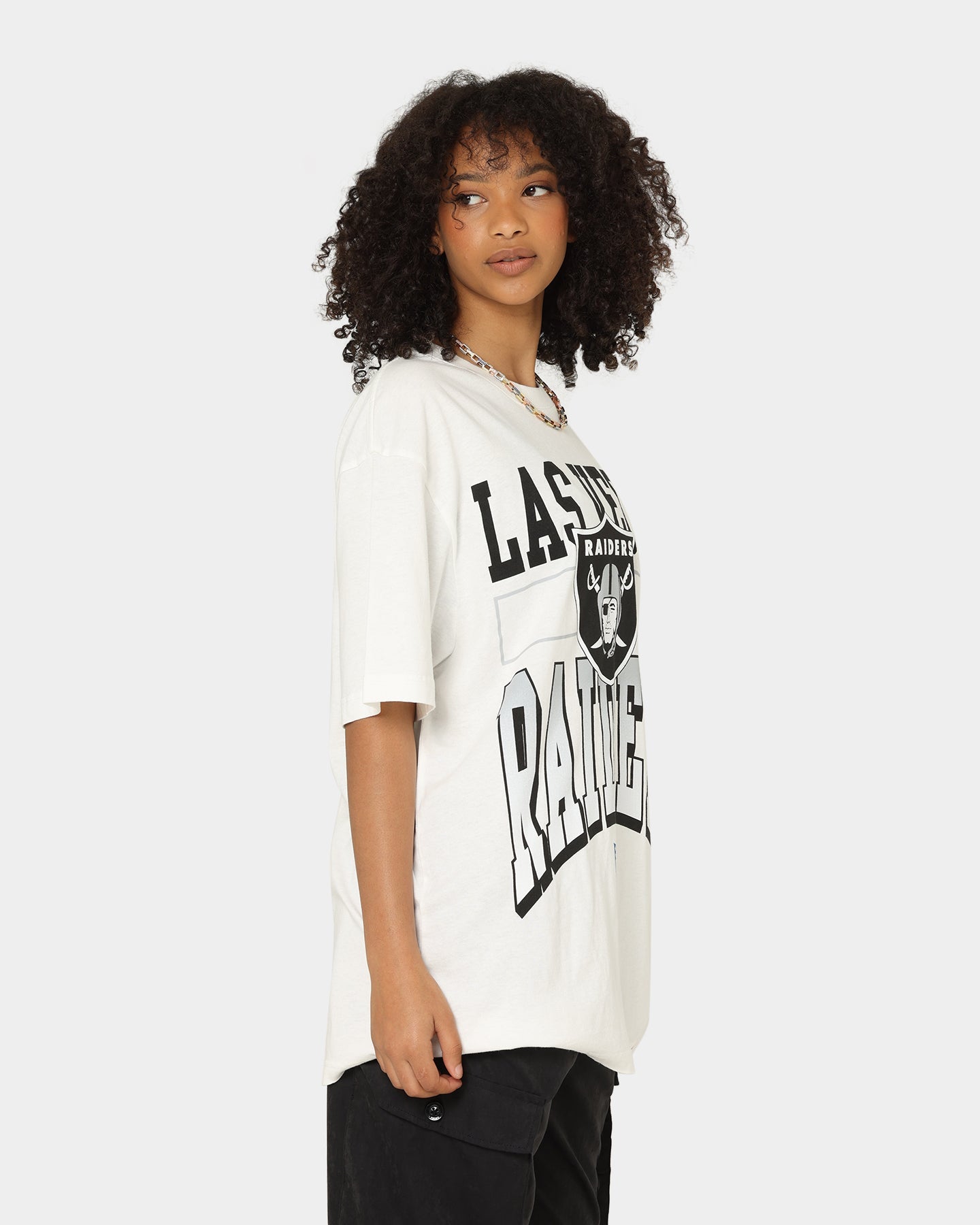 Majestic Athletic Las Vegas Raiders Vintage Sports Graphic T-Shirt Vintage White Style001