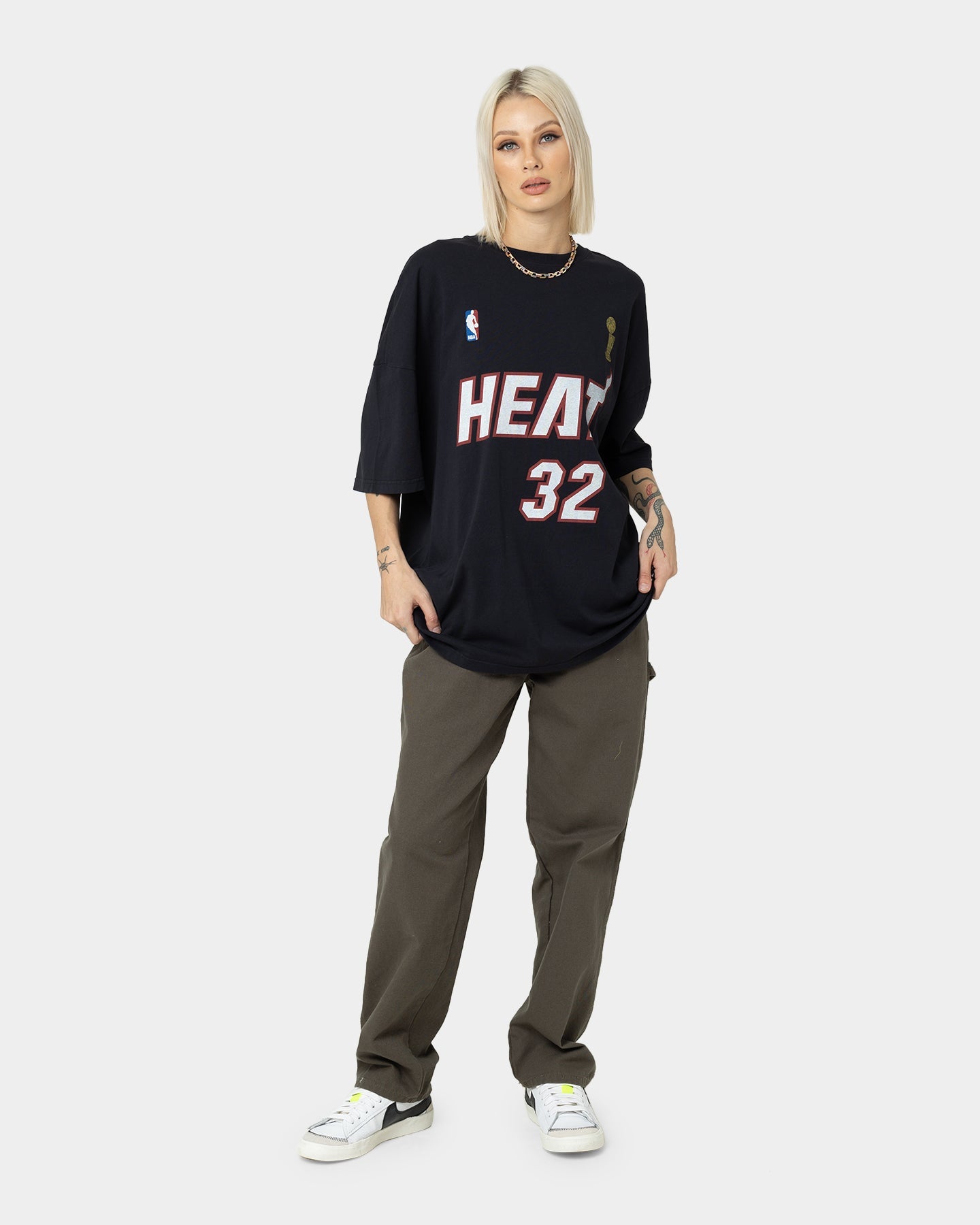 Mitchell & Ness Miami Heat Shaquille O'Neal #32 N&N Oversized T-Shirt Black Style001