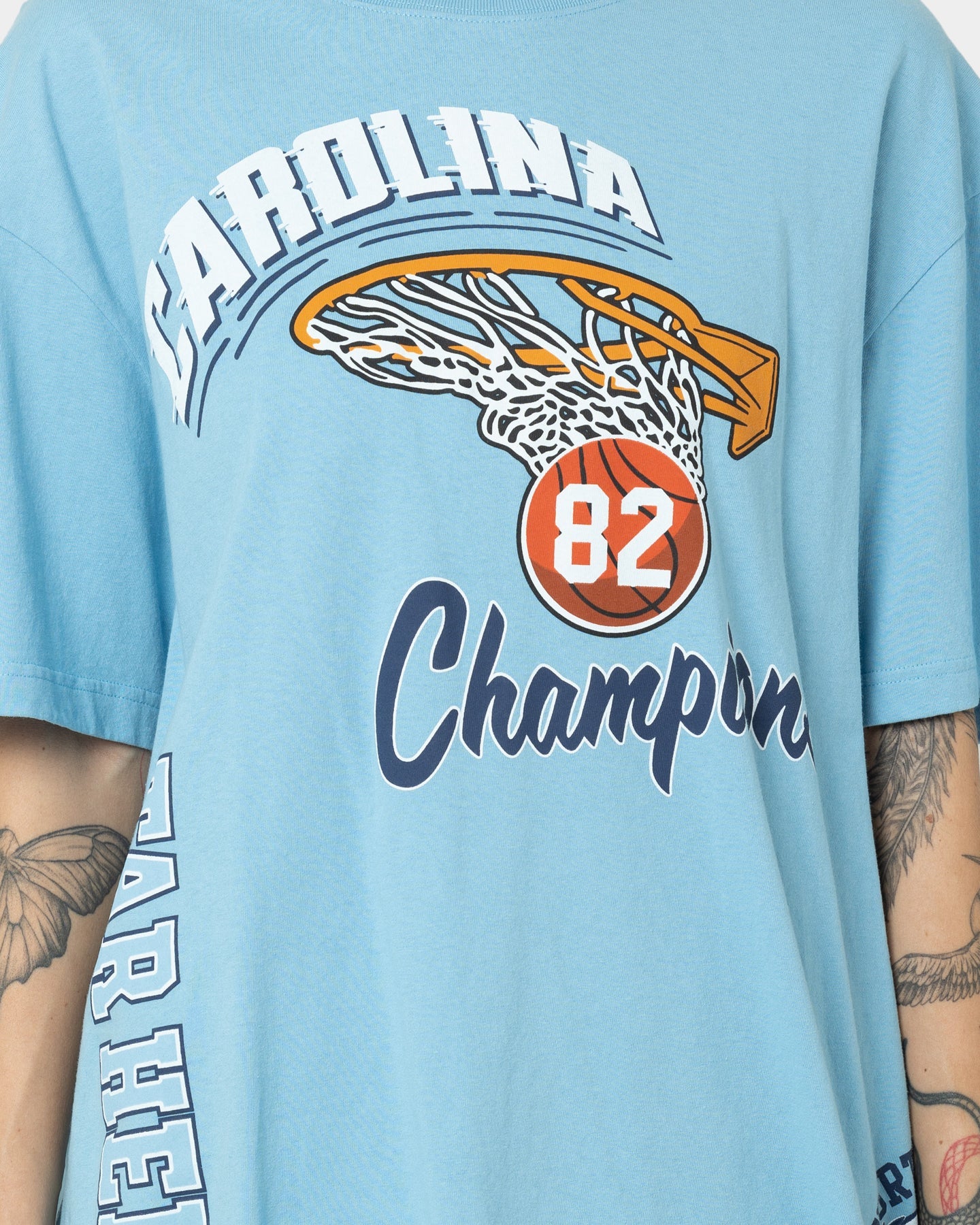 Mitchell & Ness UNC Tar Heels Simply The Best T-Shirt UNC Blue Style001