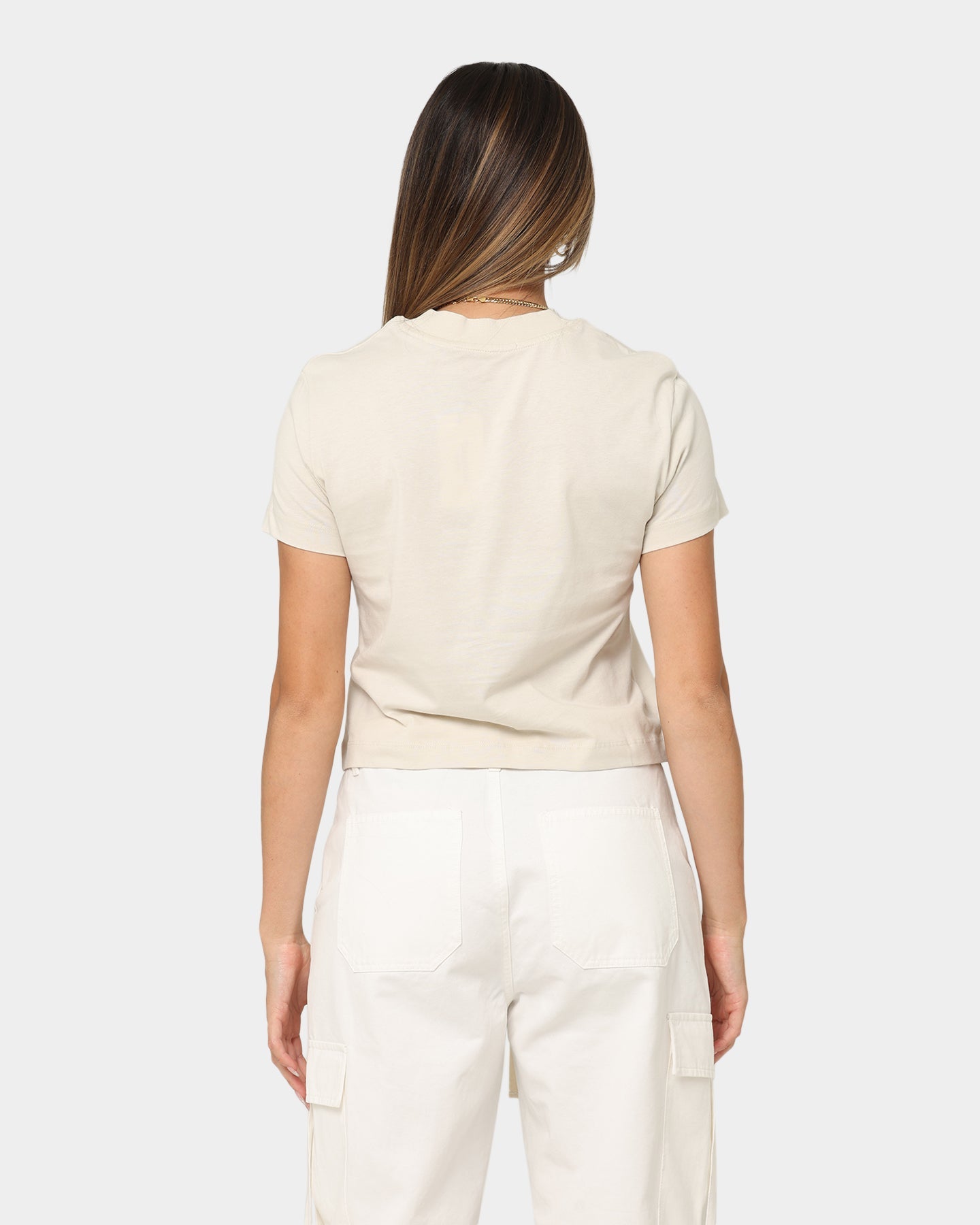 Calvin Klein Women's Spray Monologo Baby T-Shirt Eggshell