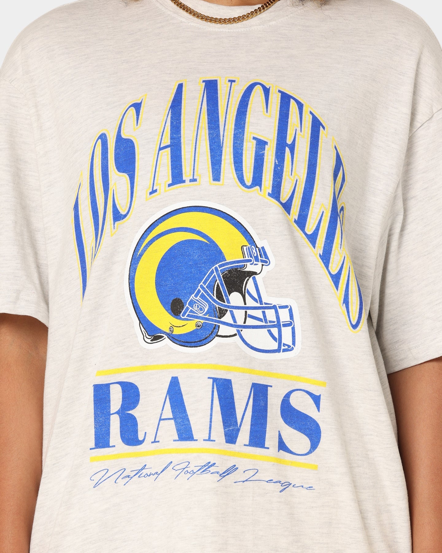 Majestic Athletic Los Angeles Rams Helmet Arch T-Shirt White Marle Style001