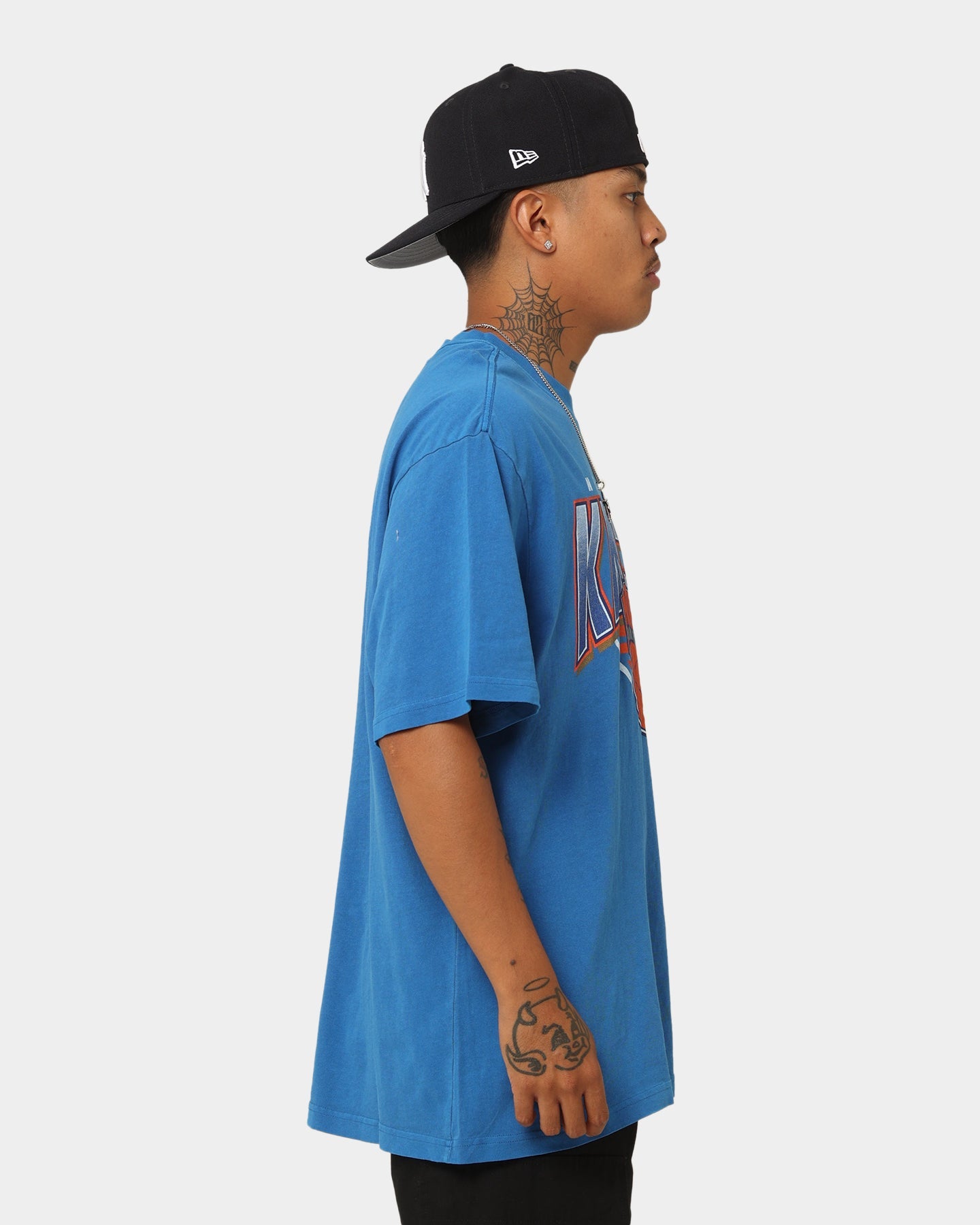 Mitchell & Ness New York Knicks Metallic Shadow T-Shirt Faded Blue