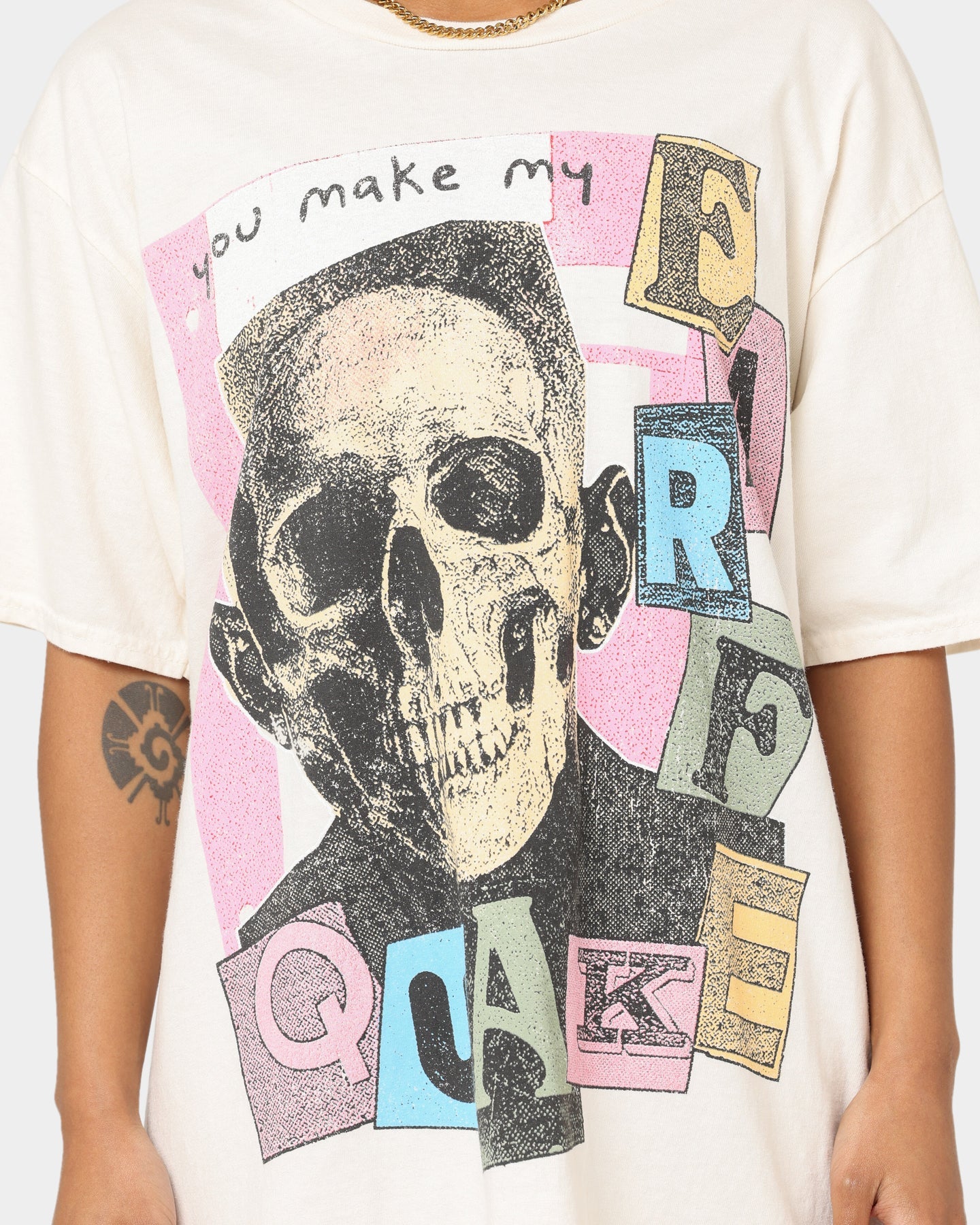 Goat Crew Earfquake Skull T-Shirt Off White Style001