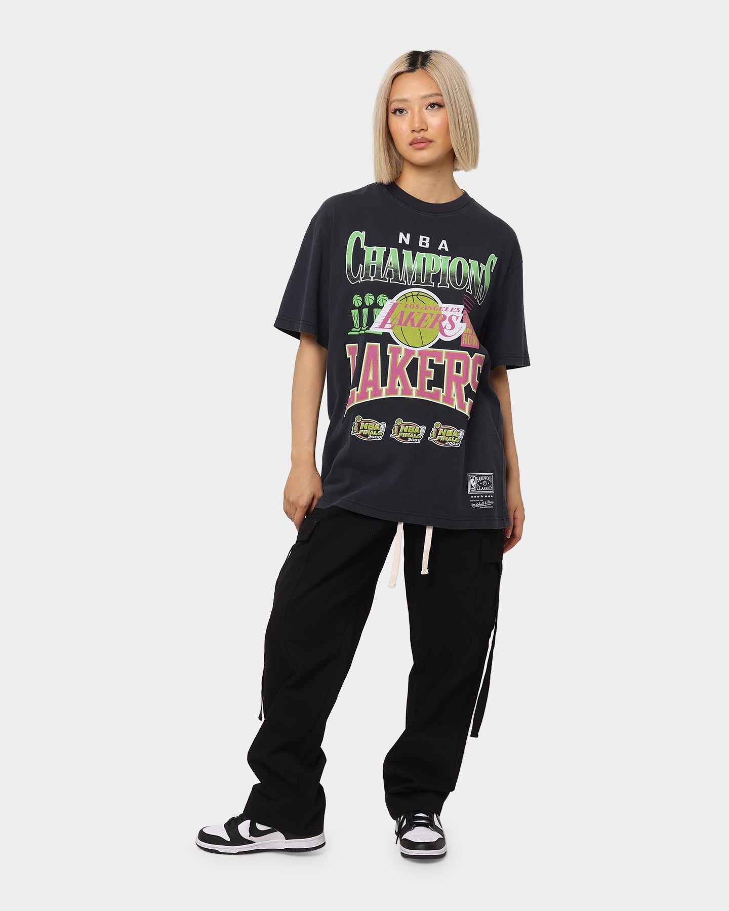 Mitchell & Ness Los Angeles Lakers '00-'02 Champions Neon Vintage T-Shirt Faded Black Style001