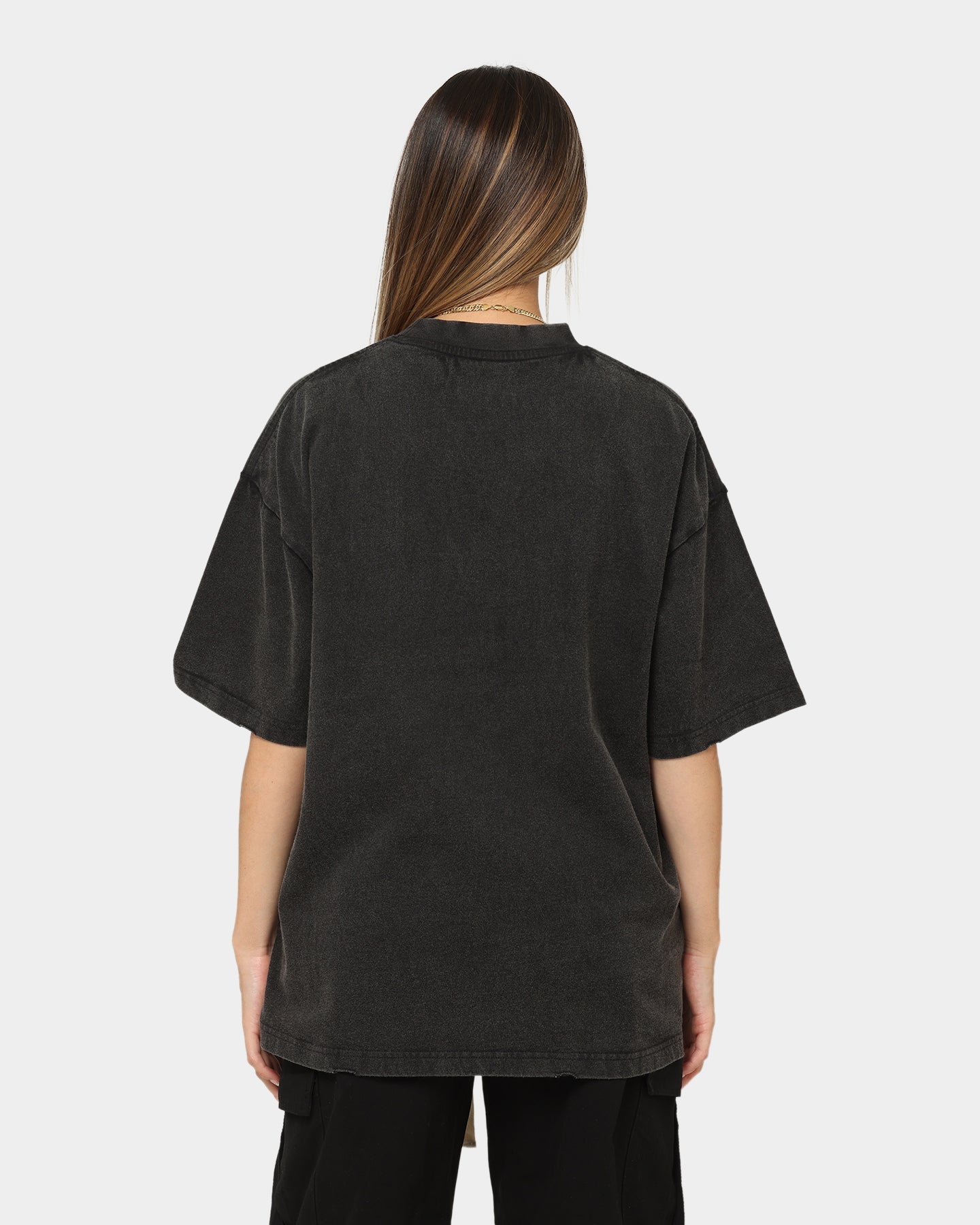 Loiter Love Is War Vintage T-Shirt Vintage Black Style001