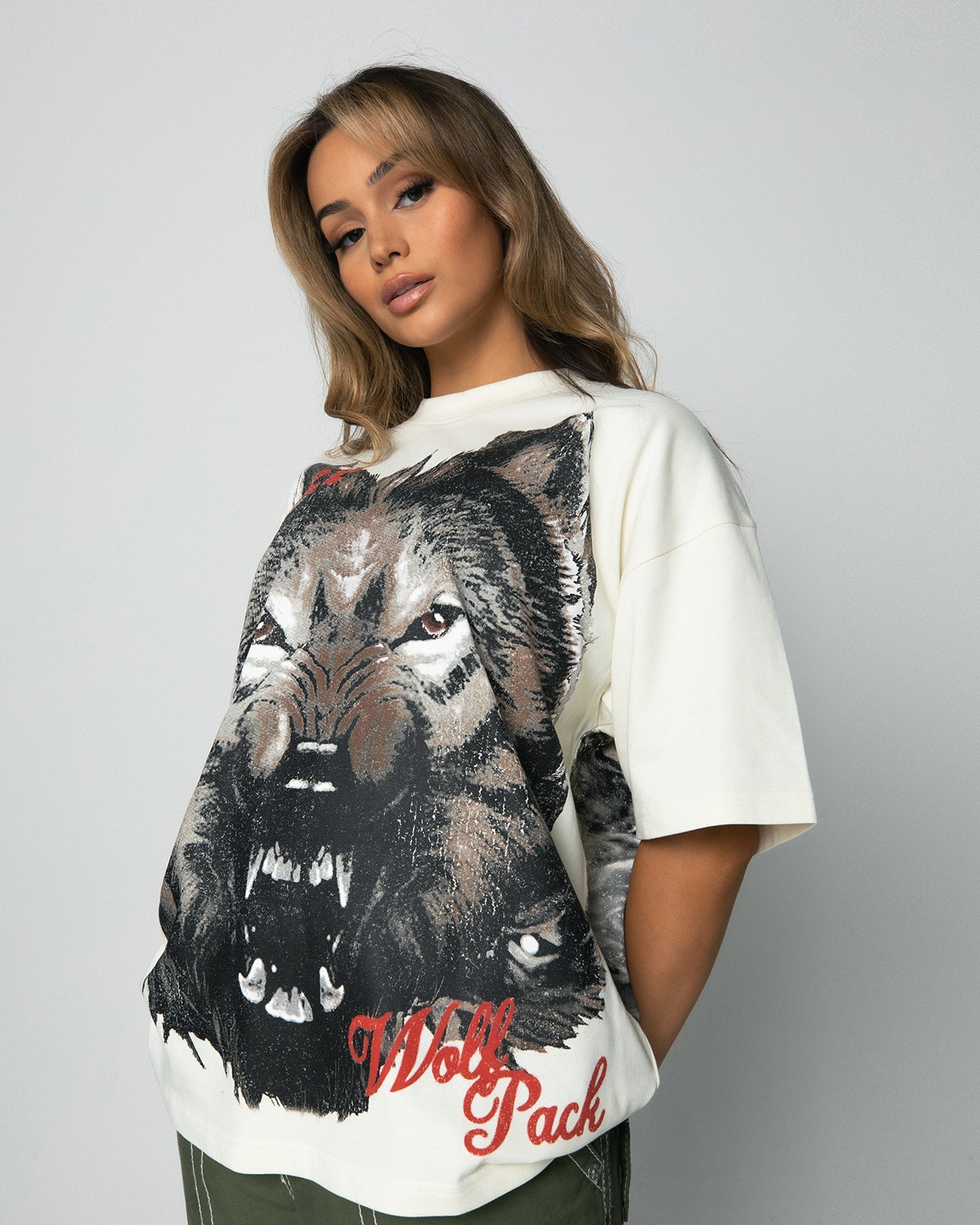 Loiter Wolf Pack Vintage T-Shirt Ecru Style001