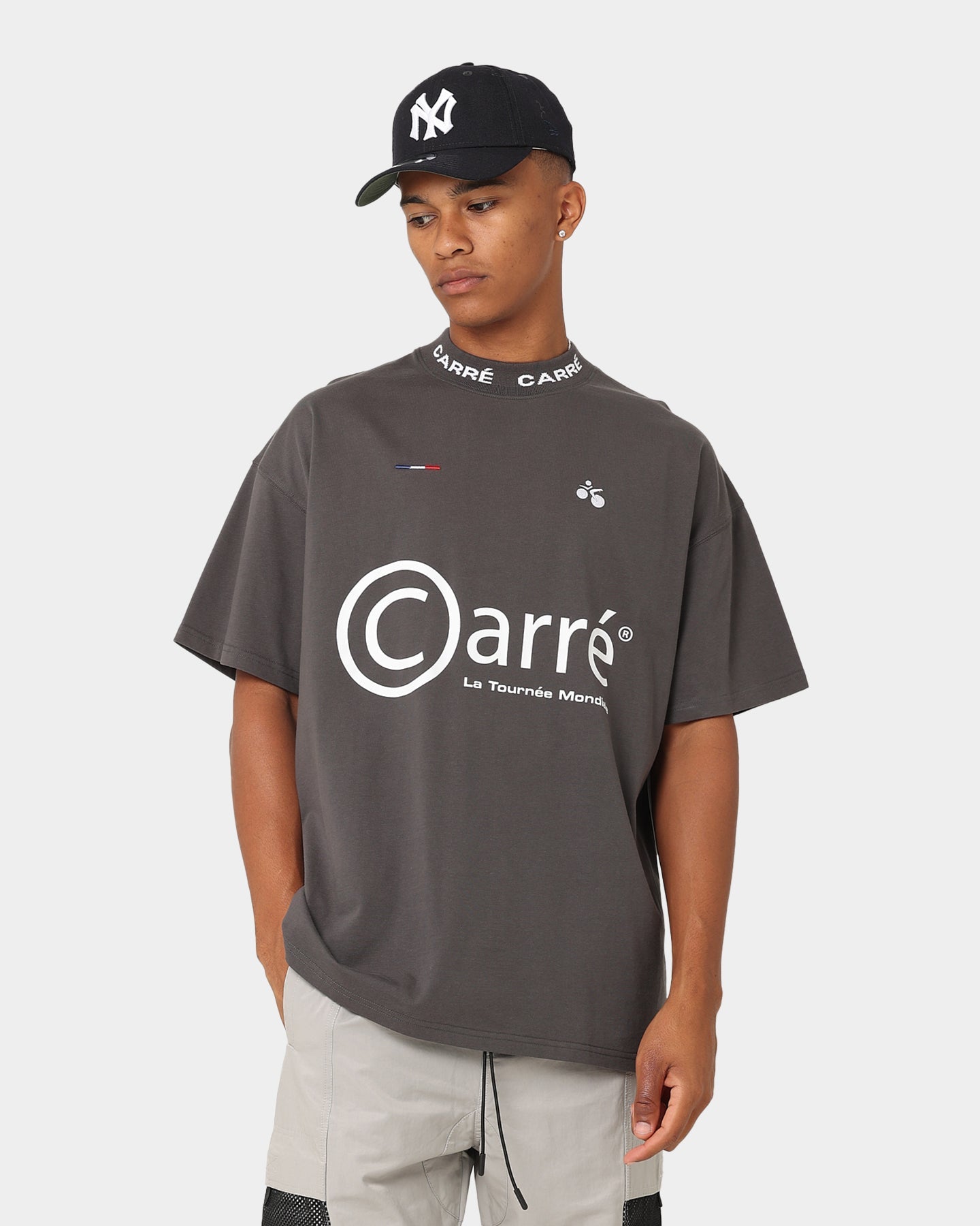 Carre Tournee Oversized Short Sleeve T-Shirt Coal