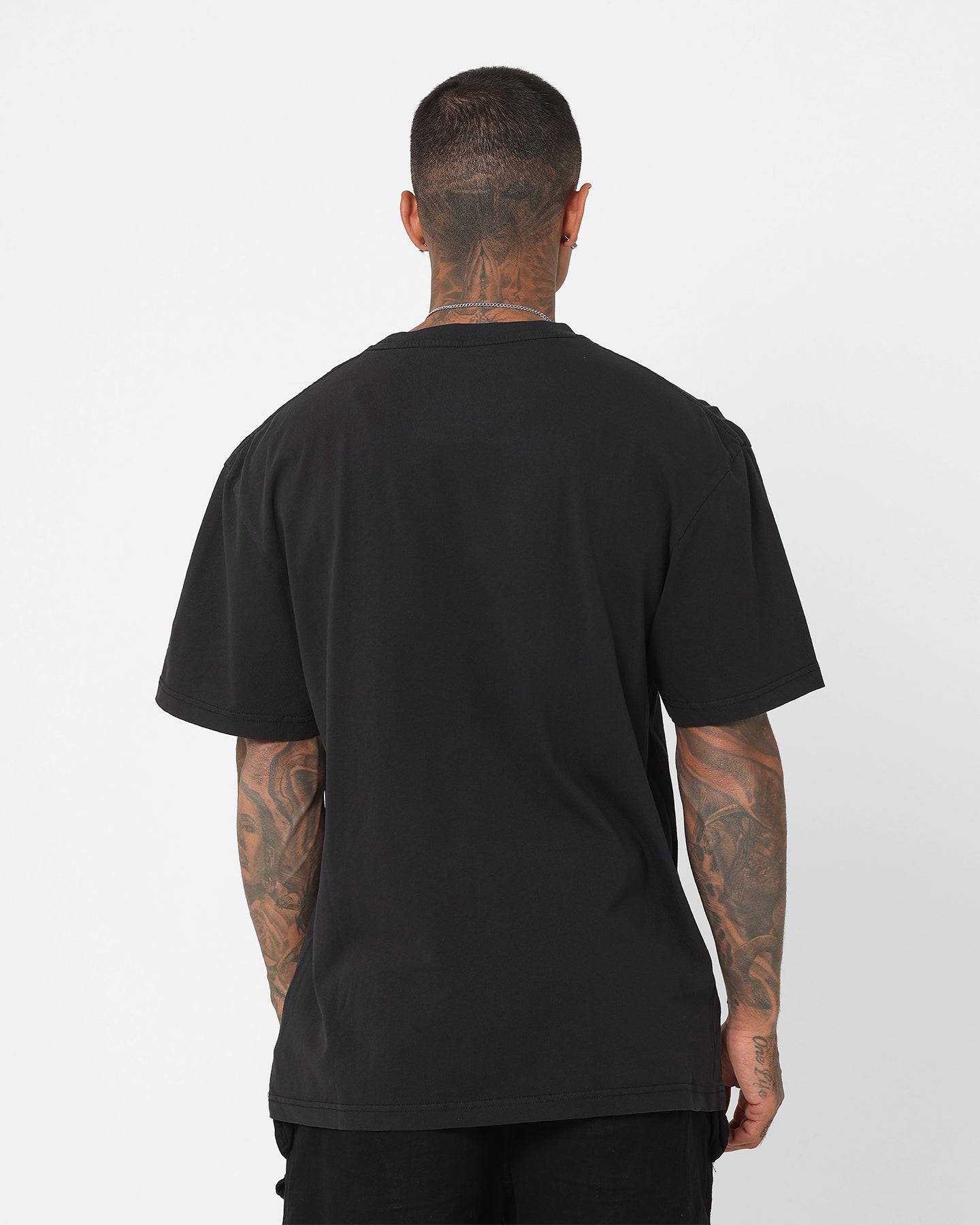 Mitchell & Ness Charlotte Hornets Logo Lightning T-Shirt Black