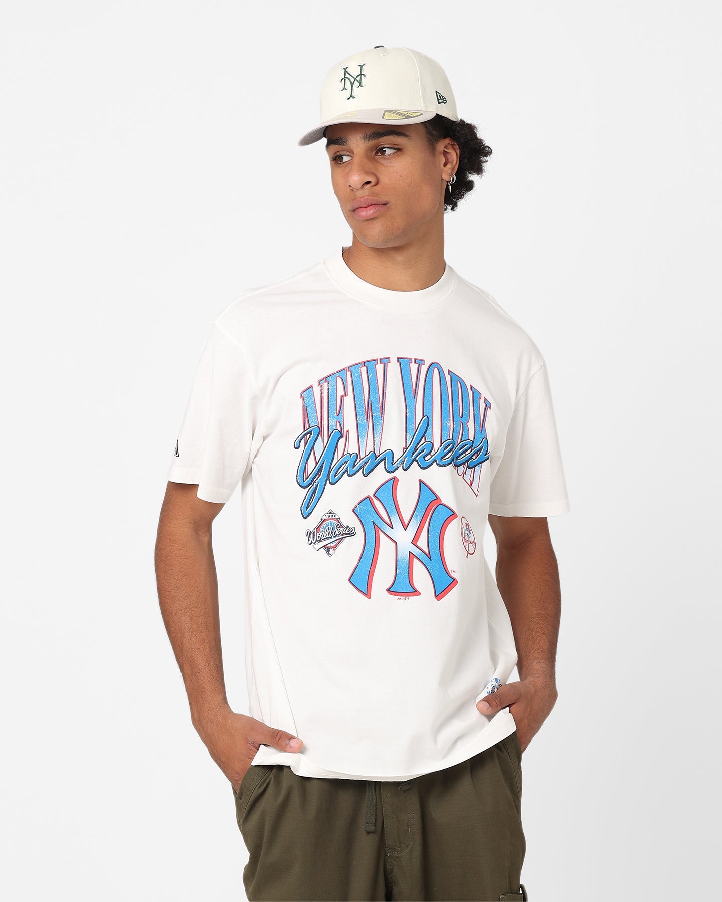 Majestic Athletic New York Yankees Script Arch T-Shirt Vintage White