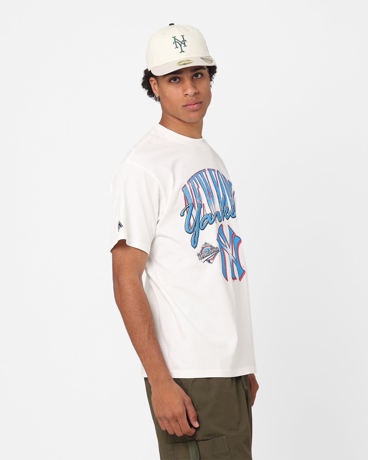 Majestic Athletic New York Yankees Script Arch T-Shirt Vintage White