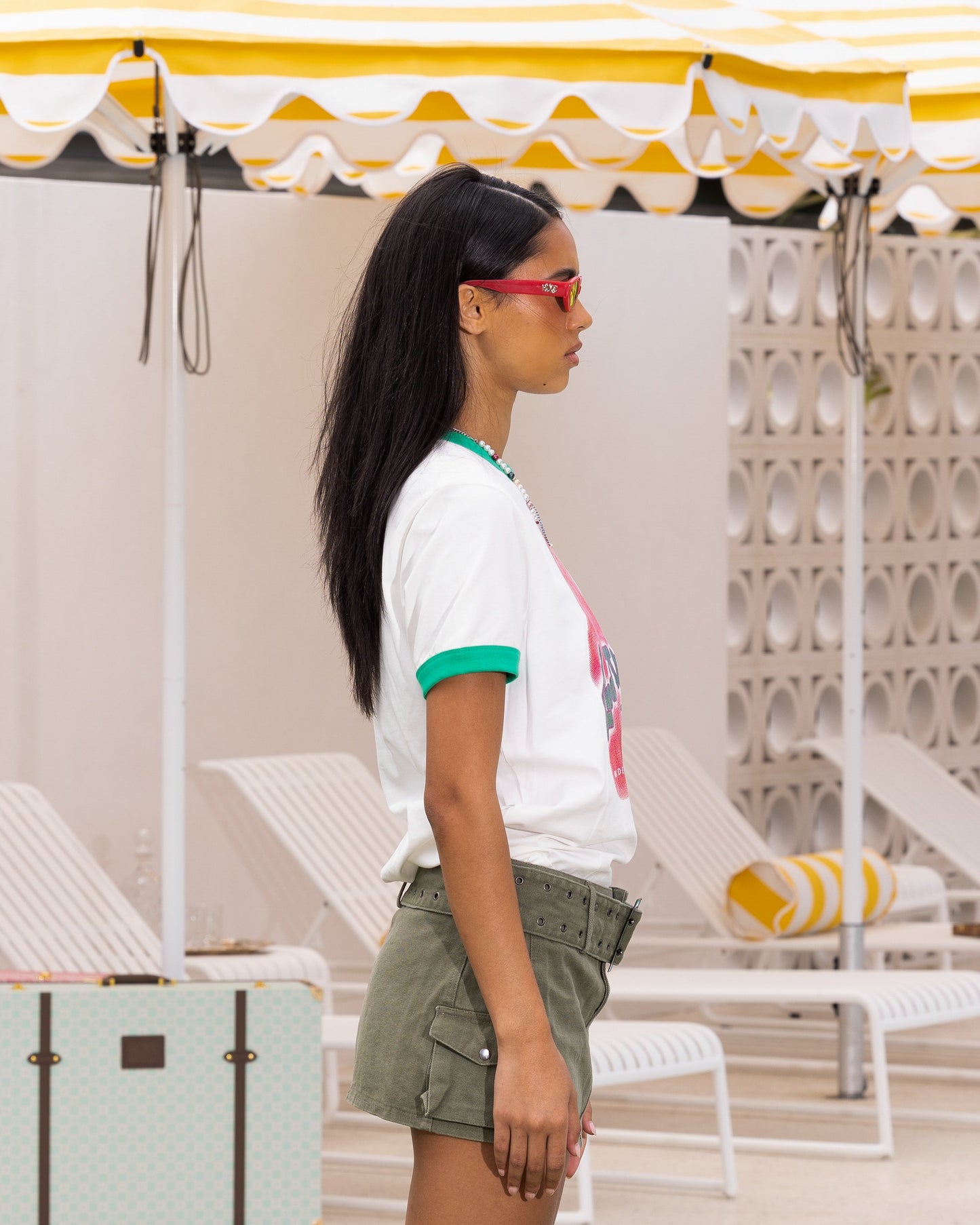 Loiter Gummy Ringer T-Shirt Off White/Green Style001