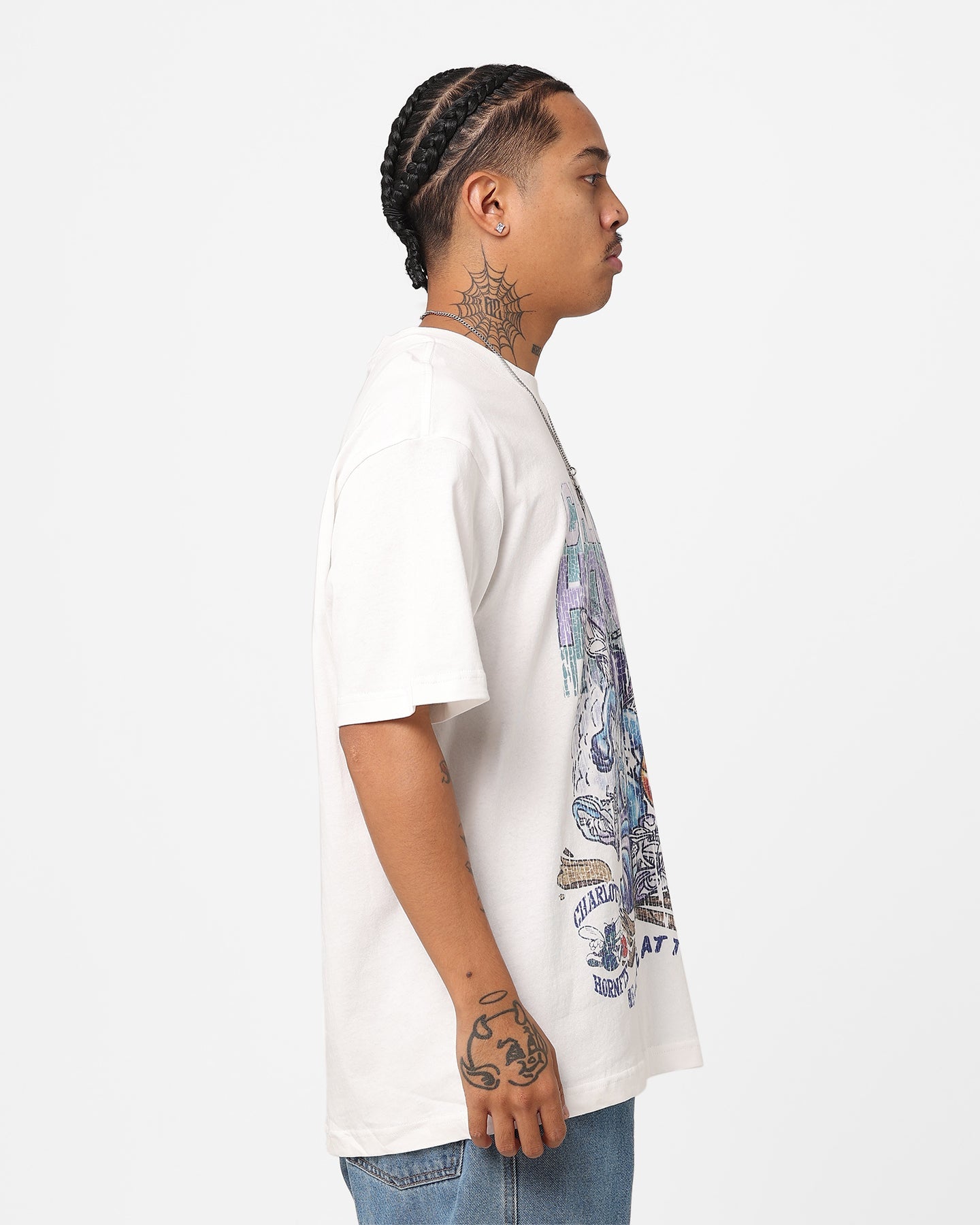 Mitchell & Ness Charlotte Hornets Alive In The Hive T-Shirt Vintage White