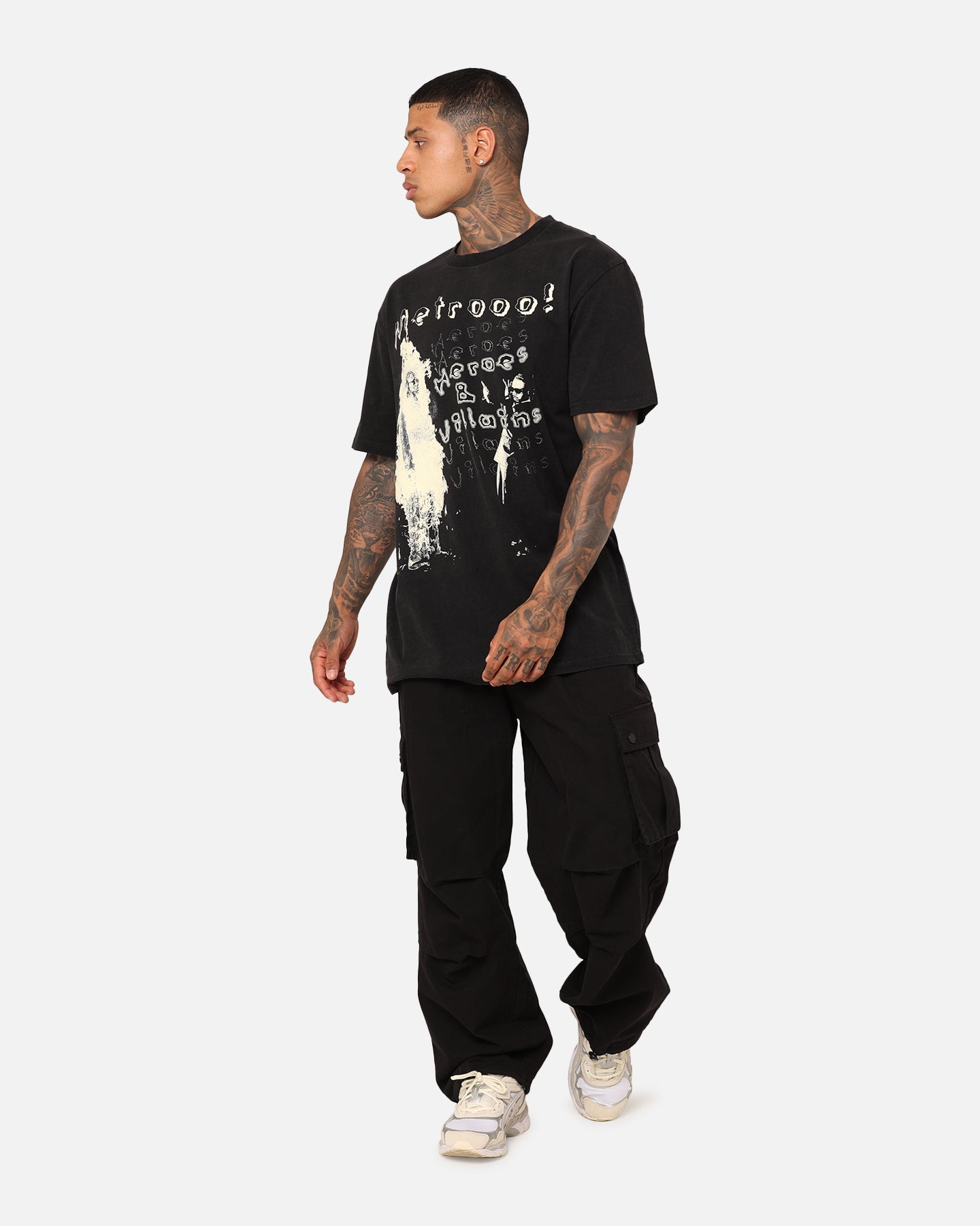 Metro Boomin Heroes And Villains Vintage T-Shirt Washed Black