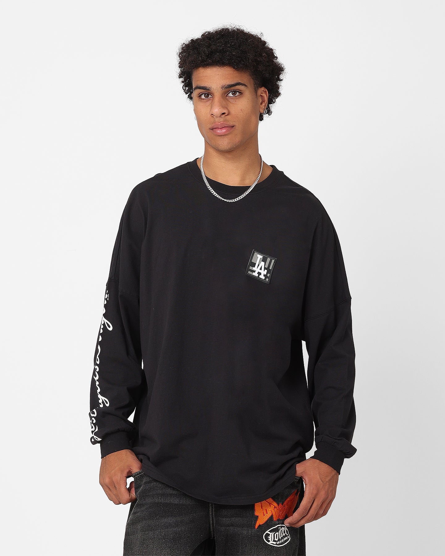 Majestic Athletic Los Angeles Dodgers Checker Badge Long Sleeve T-Shirt Faded Black