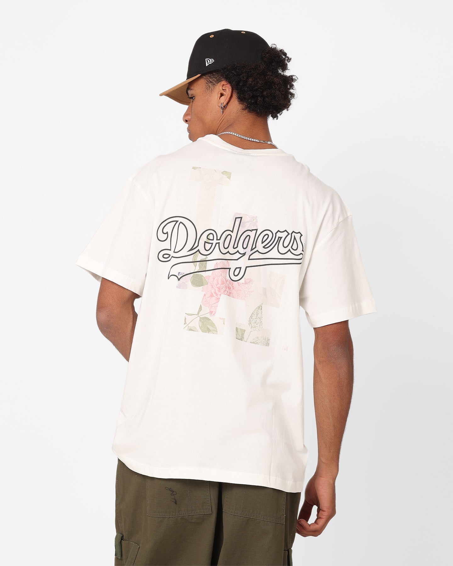 Majestic Athletic Los Angeles Dodgers Digi Floral Graphic T-Shirt Vintage White