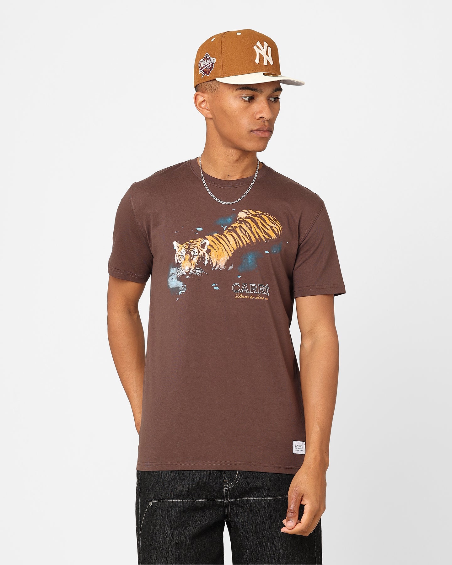 Carre Dare To Dive T-Shirt Brown
