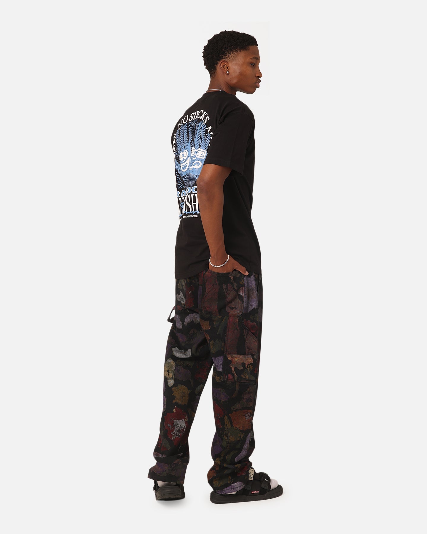 Market Flowerbed T-Shirt Black