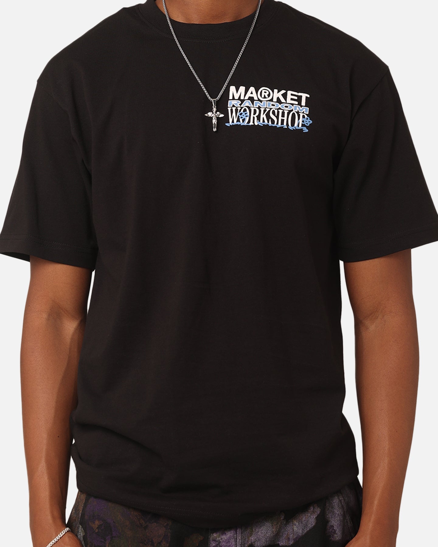 Market Flowerbed T-Shirt Black