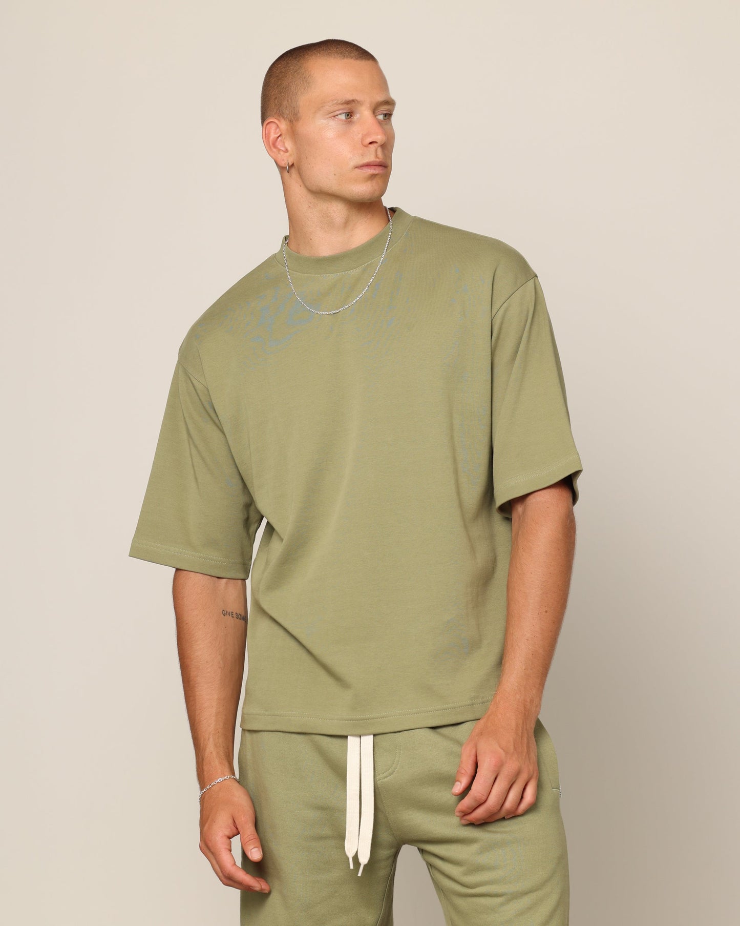 Carr√© Blanc Boxy T-Shirt Military
