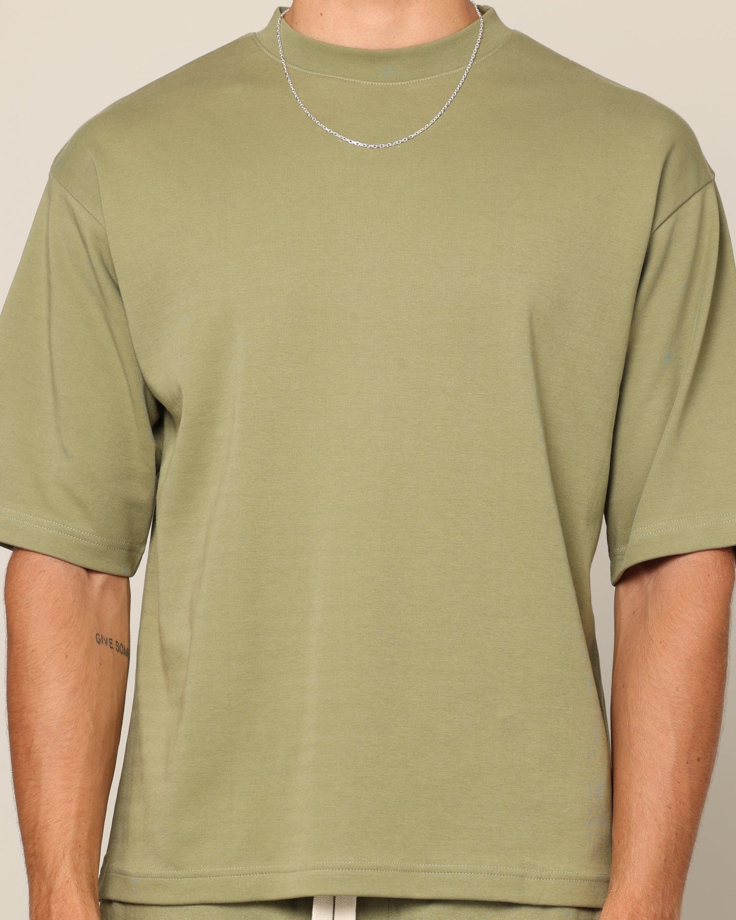 Carr√© Blanc Boxy T-Shirt Military