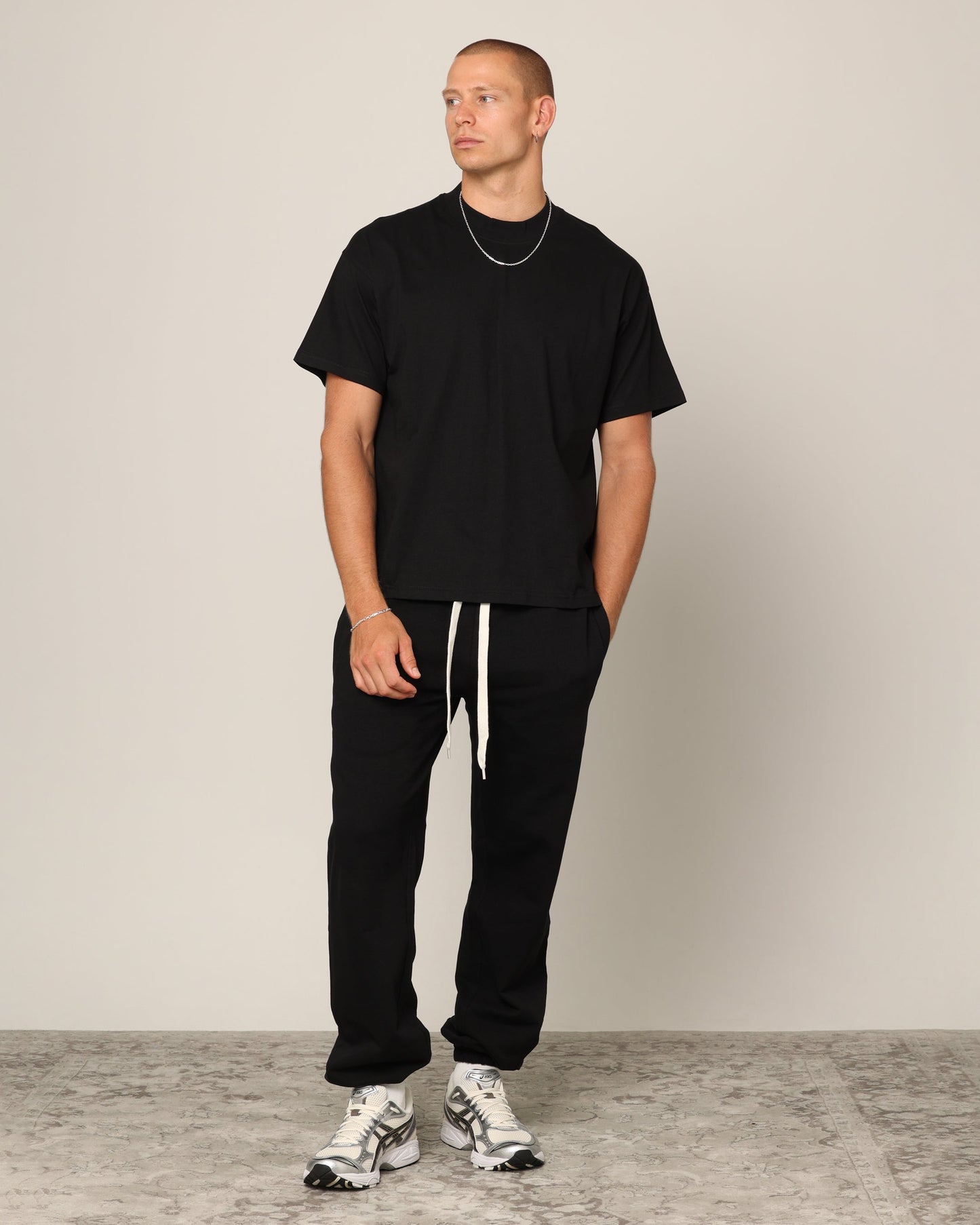 Carr√© Blanc T-Shirt Black